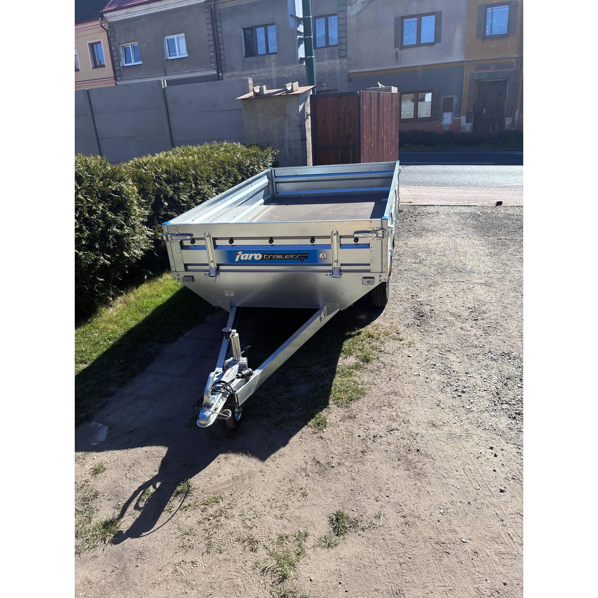 Fotografie 2 - Přívěs k motorovému vozidlu Vesta LT 26HDA 750 kg