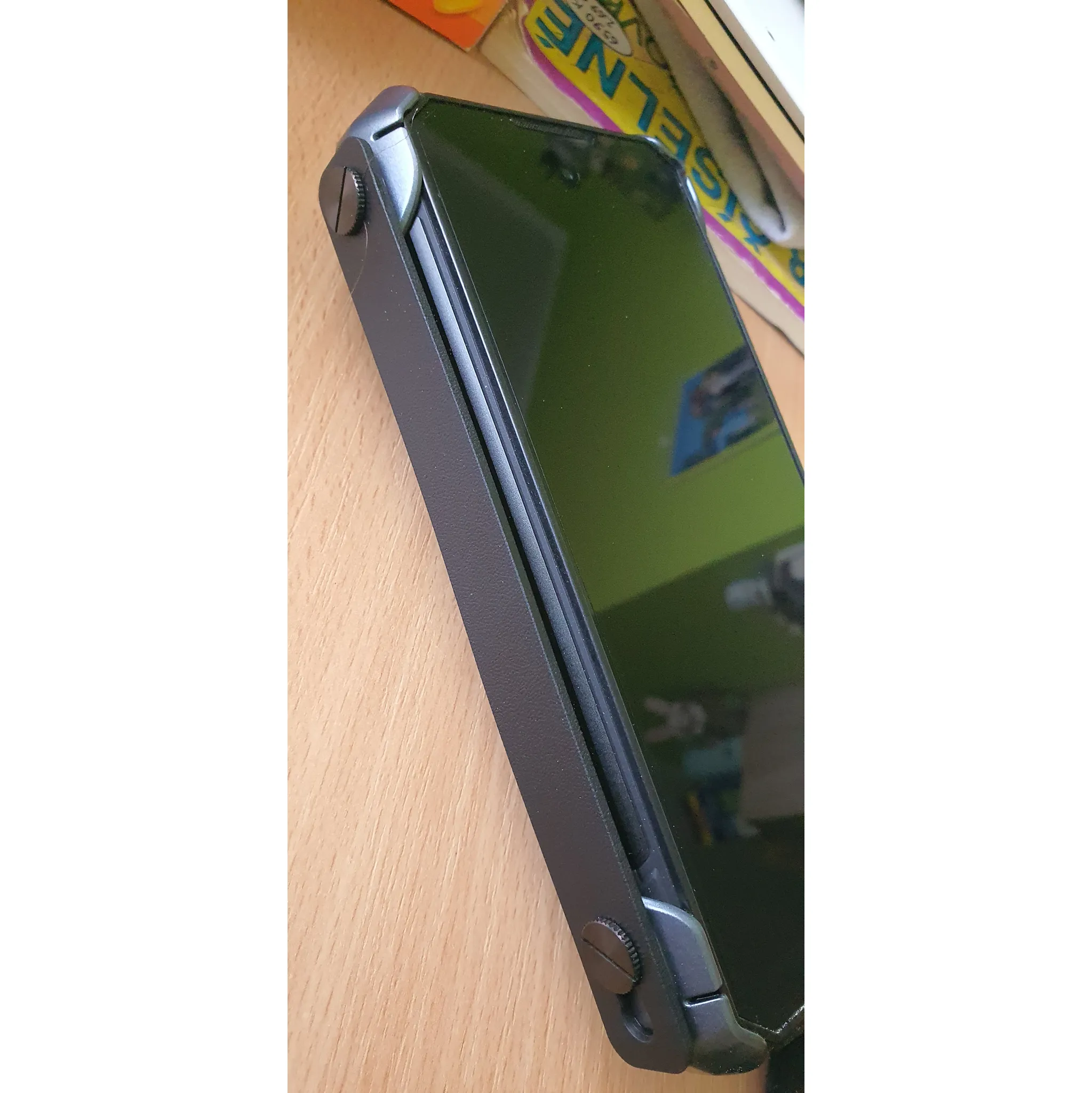 Fotografie 14 - Mobilní telefon Doogee V Max Play 5G  16/512 GB šedý