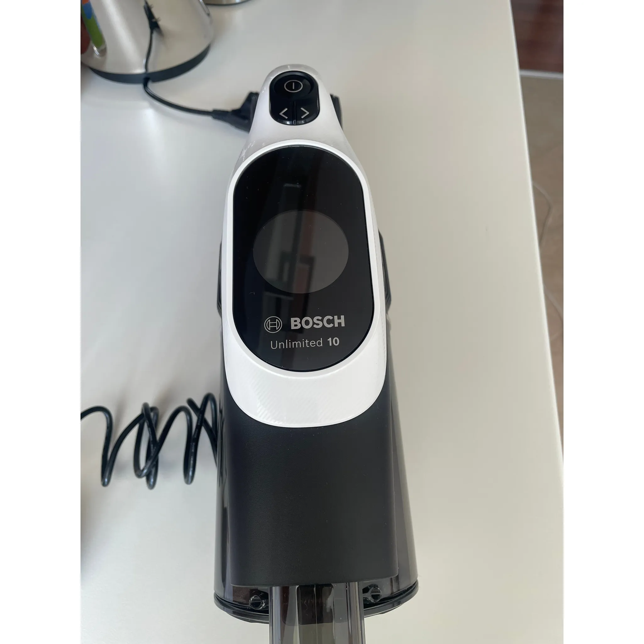 Fotografie 2 - Vysavač BOSCH Unlimited BCS1041WAC