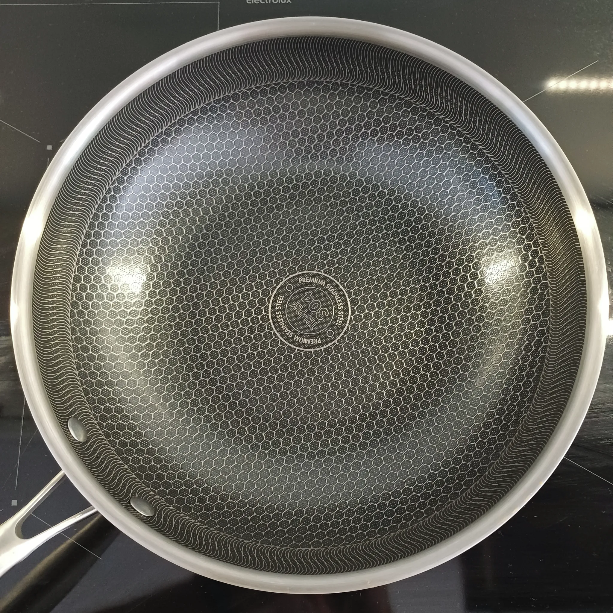 Fotografie 3 - Pánev KITCHISIMO Chef Wok 270654 28 cm