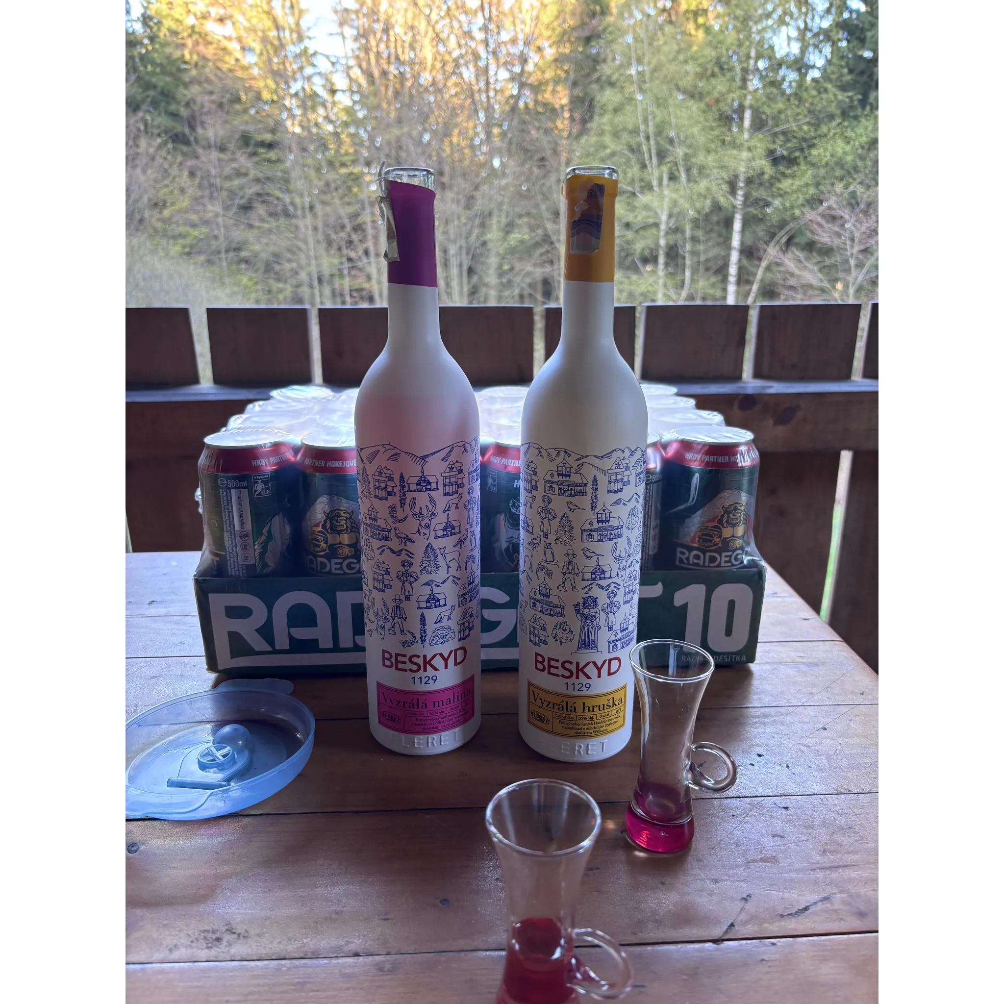 Fotografie 2 - Pálenka Fleret Beskyd 1129 Vyzrálá hruška 35 % 0,7 l