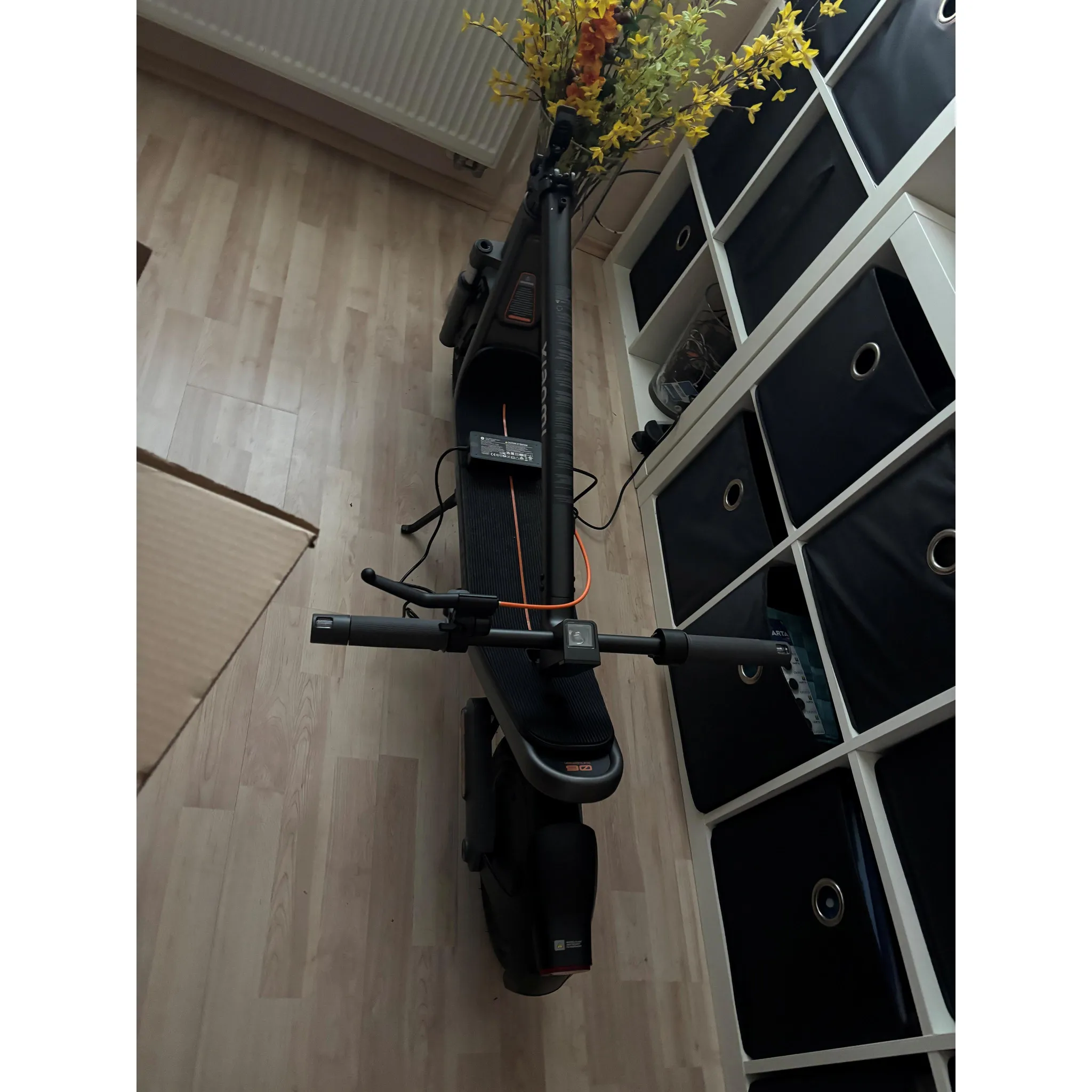 Fotografie 9 - Elektrokoloběžka Xiaomi Electric Scooter 6 černá