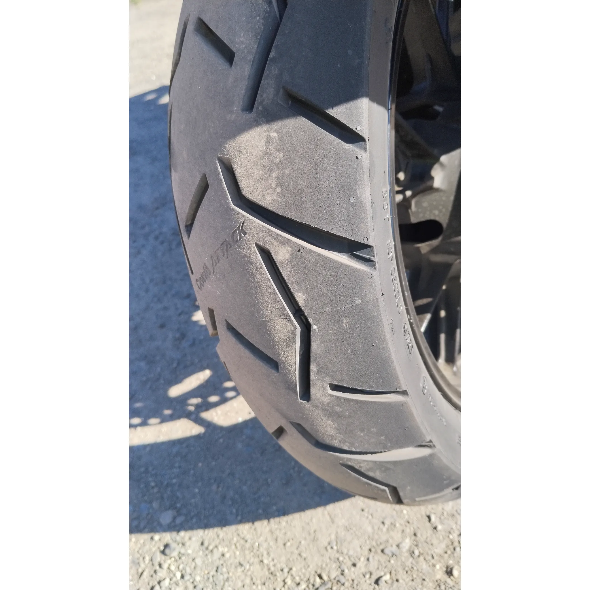 Fotografie 2 -  Continental ContiTrailAttack 3 150/70 R17 69 V R TL
