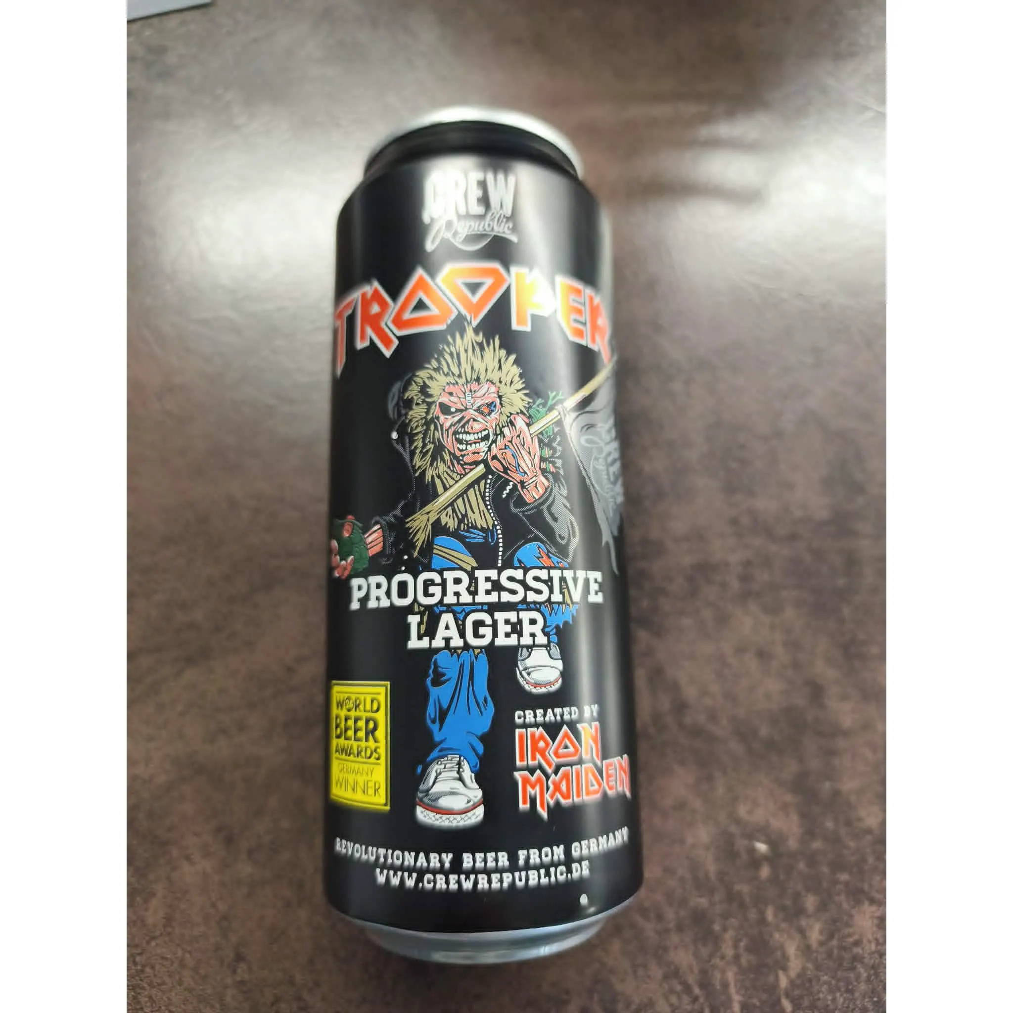 Fotografie 3 - Pivo Crew Republic Trooper by Iron Maiden Hell 11° 0,5 l plech mix motivů