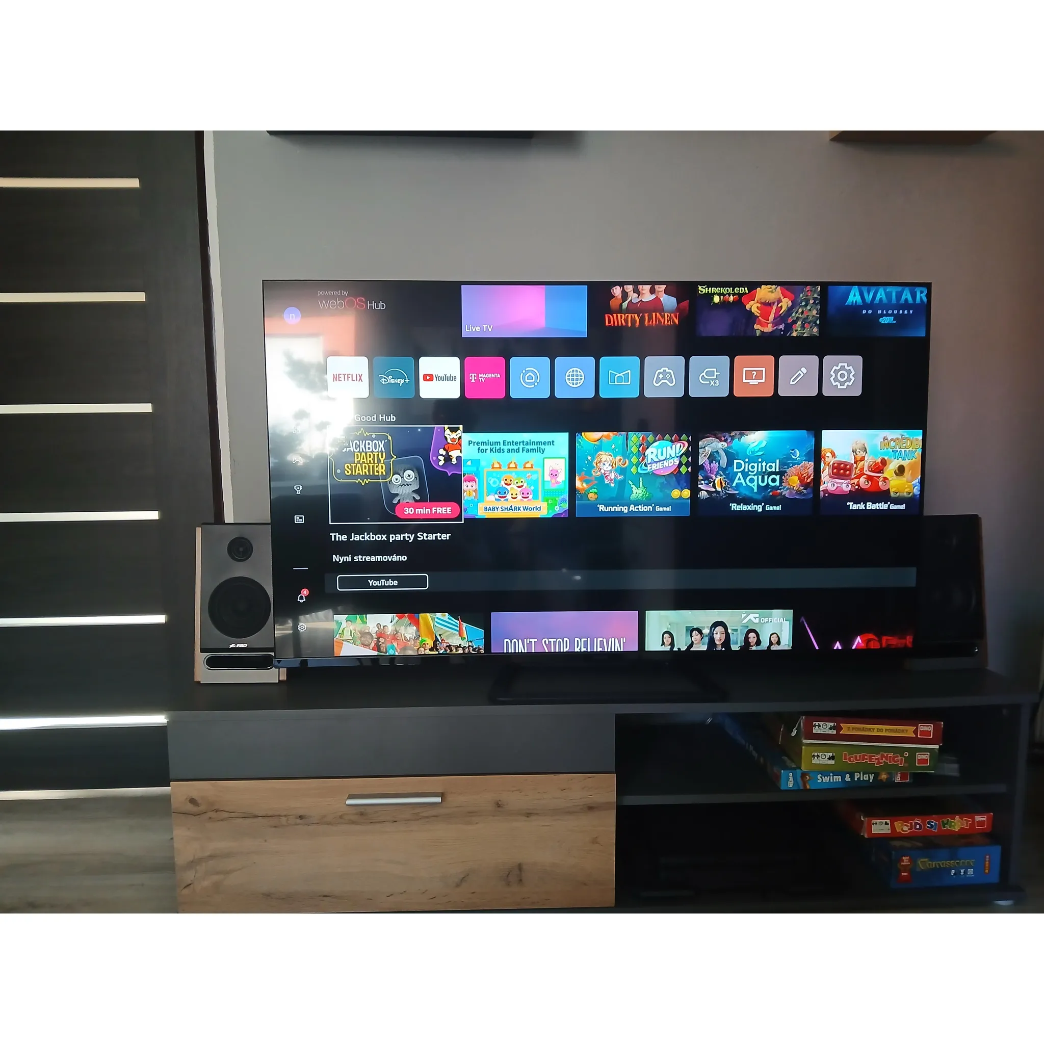 Fotografie 21 - Televizor Sencor 65" QLED (SLE 65Q871B)