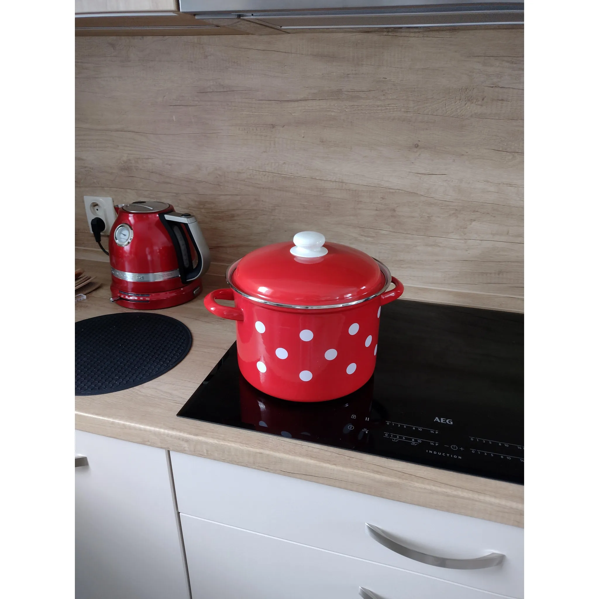 Fotografie 4 - Hrnec Belis Smaltovaný hrnec vysoký červený 24 cm
