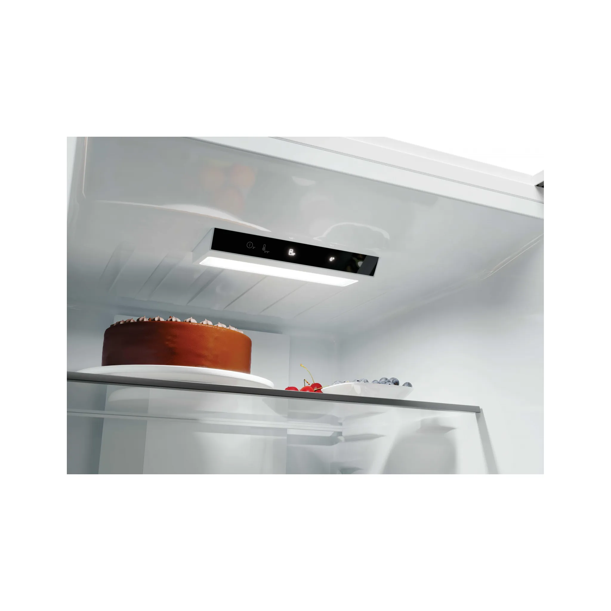 Fotografie 6 - Lednice Candy CNCQ2T618CW