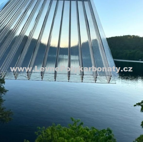 Komůrkový polykarbonát 10 mm 1UV EXOLON 6M/10 BRONZ - šíře 2,1 m x délka 3 m (Komůrková dutinková polykarbonátová deska 6M/10 vícestěnná 10 mm 1UV bronz - šíře 2,1 m)