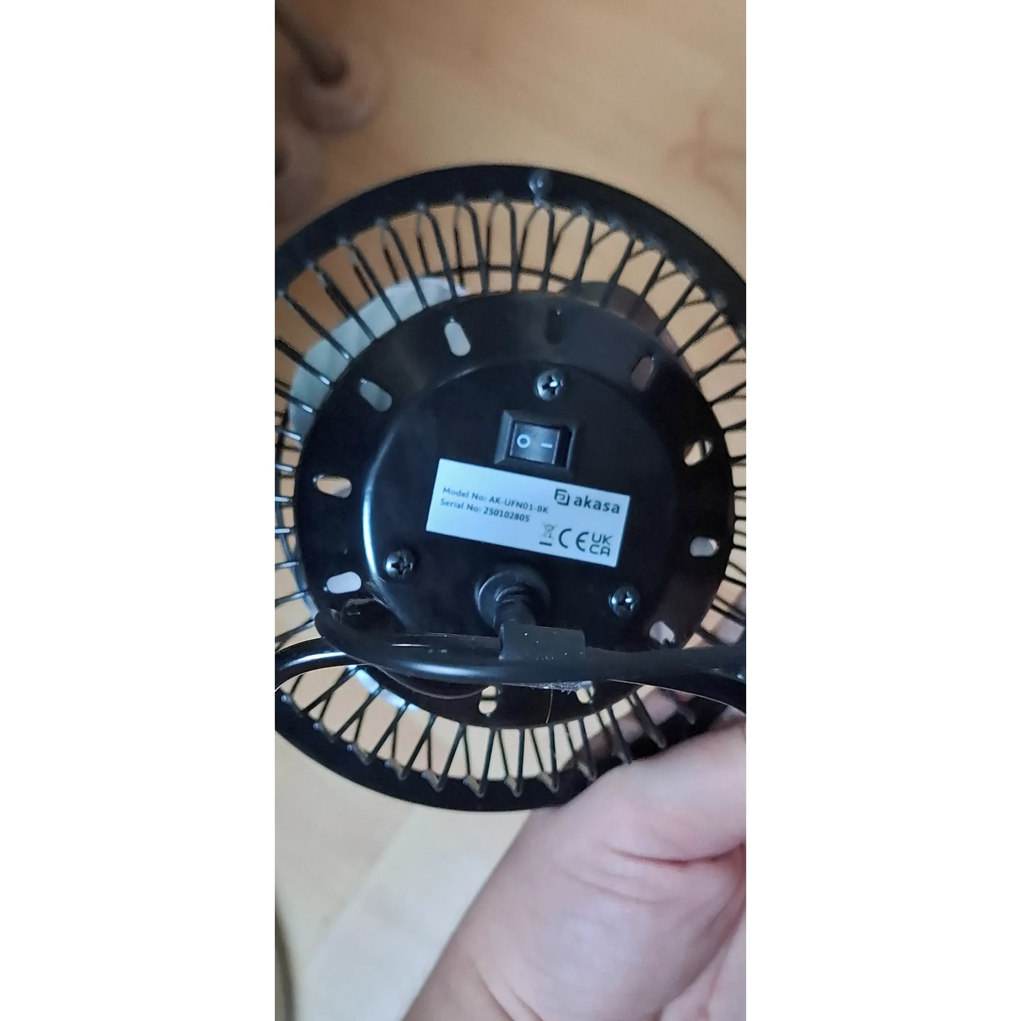 Fotografie 3 - Domácí ventilátor Akasa AK-UFN01-BK