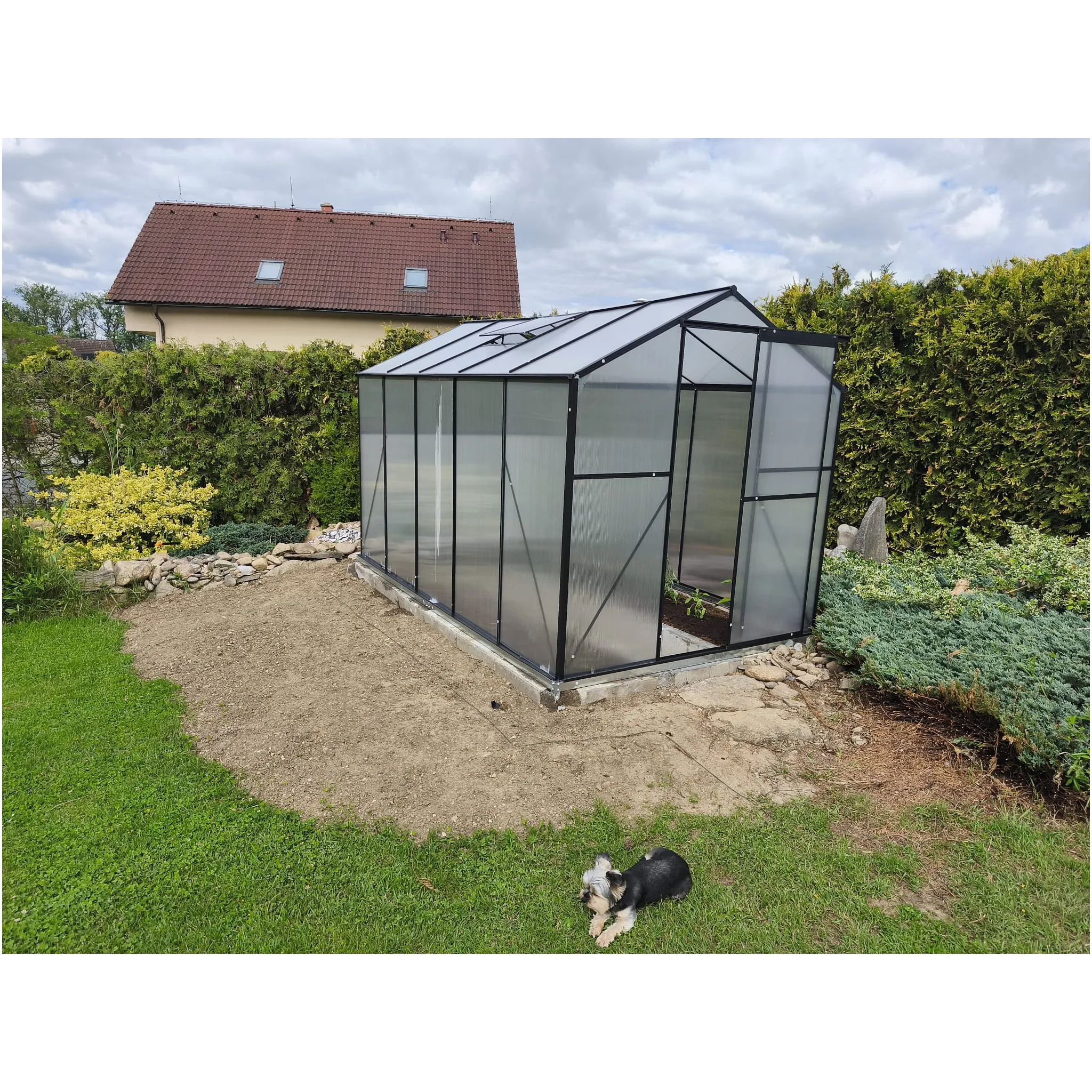 Fotografie 9 - Skleník BestBerg BBGH-1006B 3,14 x 1,9 x 1,94 m PC