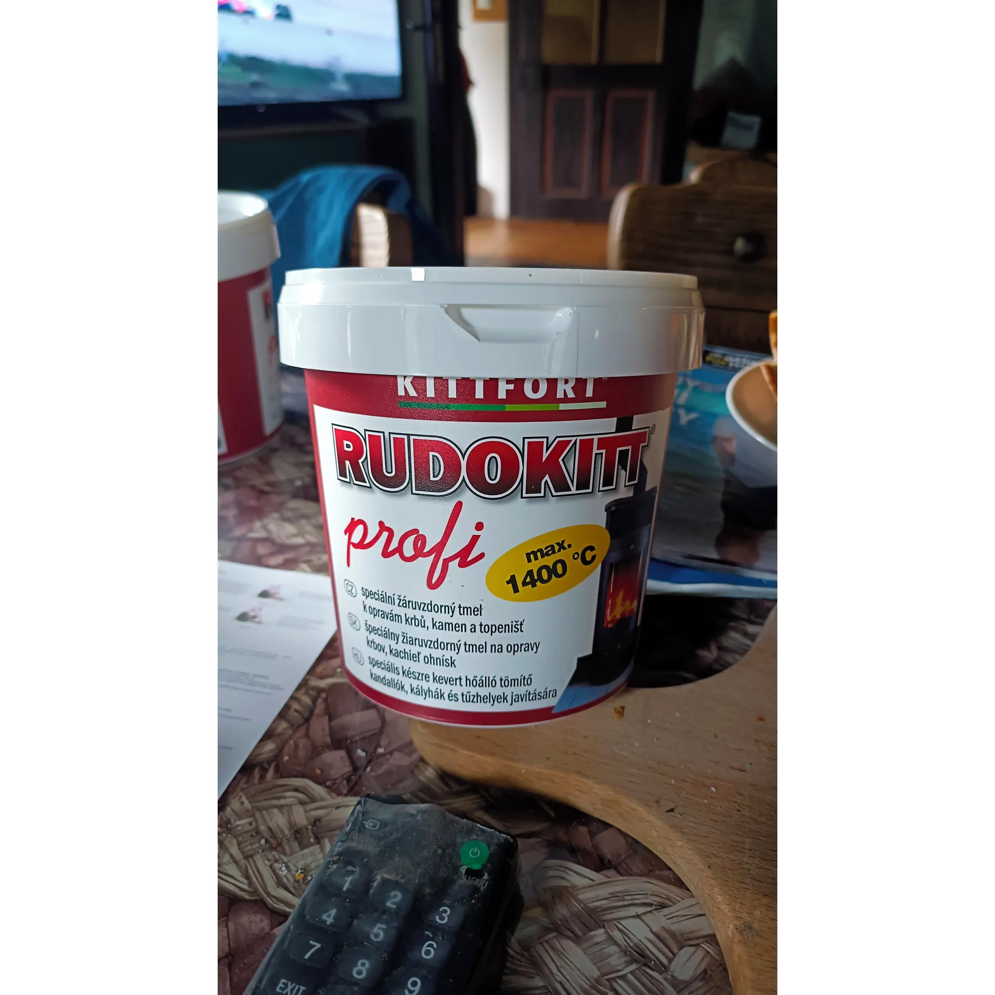 Fotografie 2 - Tmel Kittfort Rudokitt Profi Plus 2 kg
