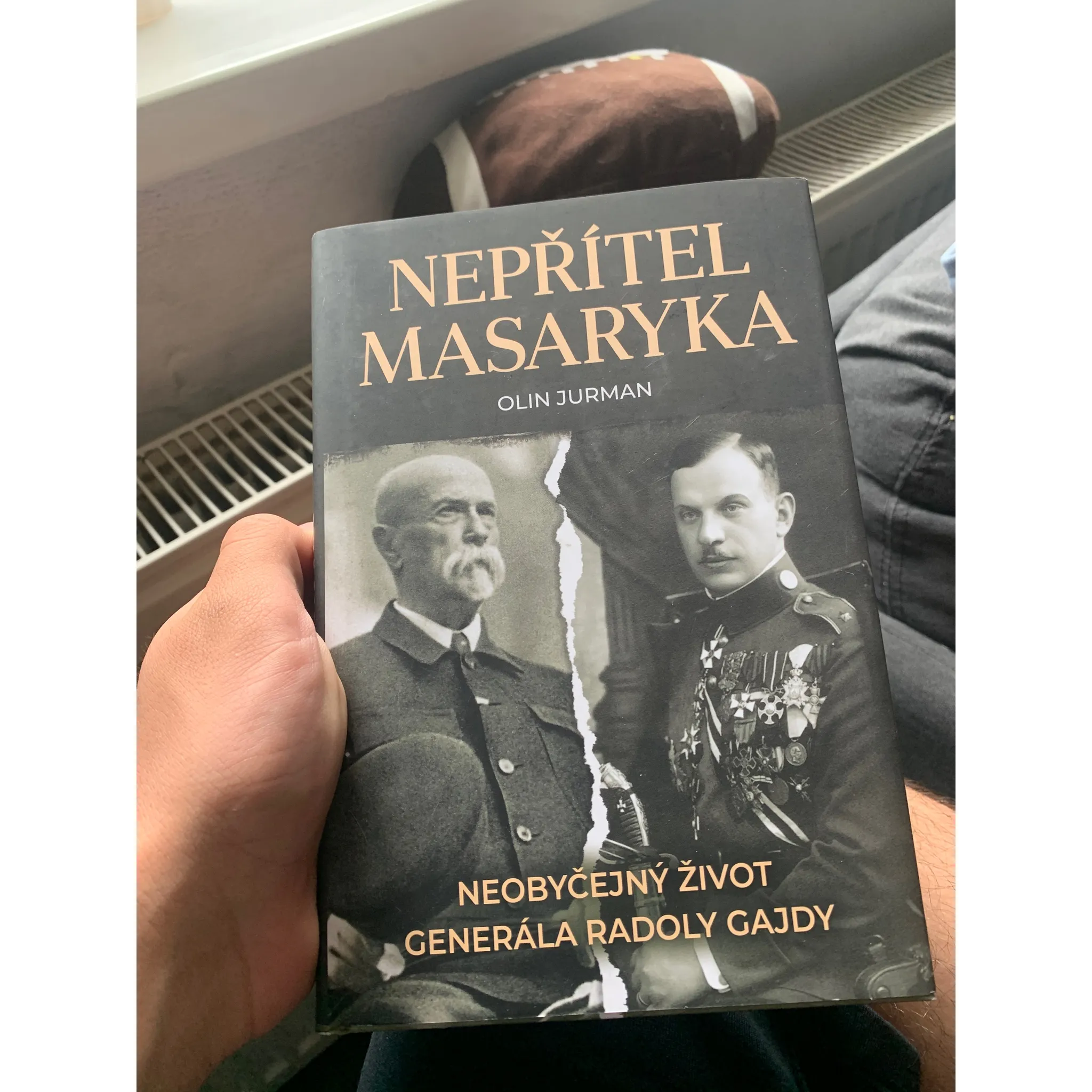Fotografie 6 -  Nepřítel Masaryka: Neobyčejný život generála Radoly Gajdy - Olin Jurman (2020, pevná)