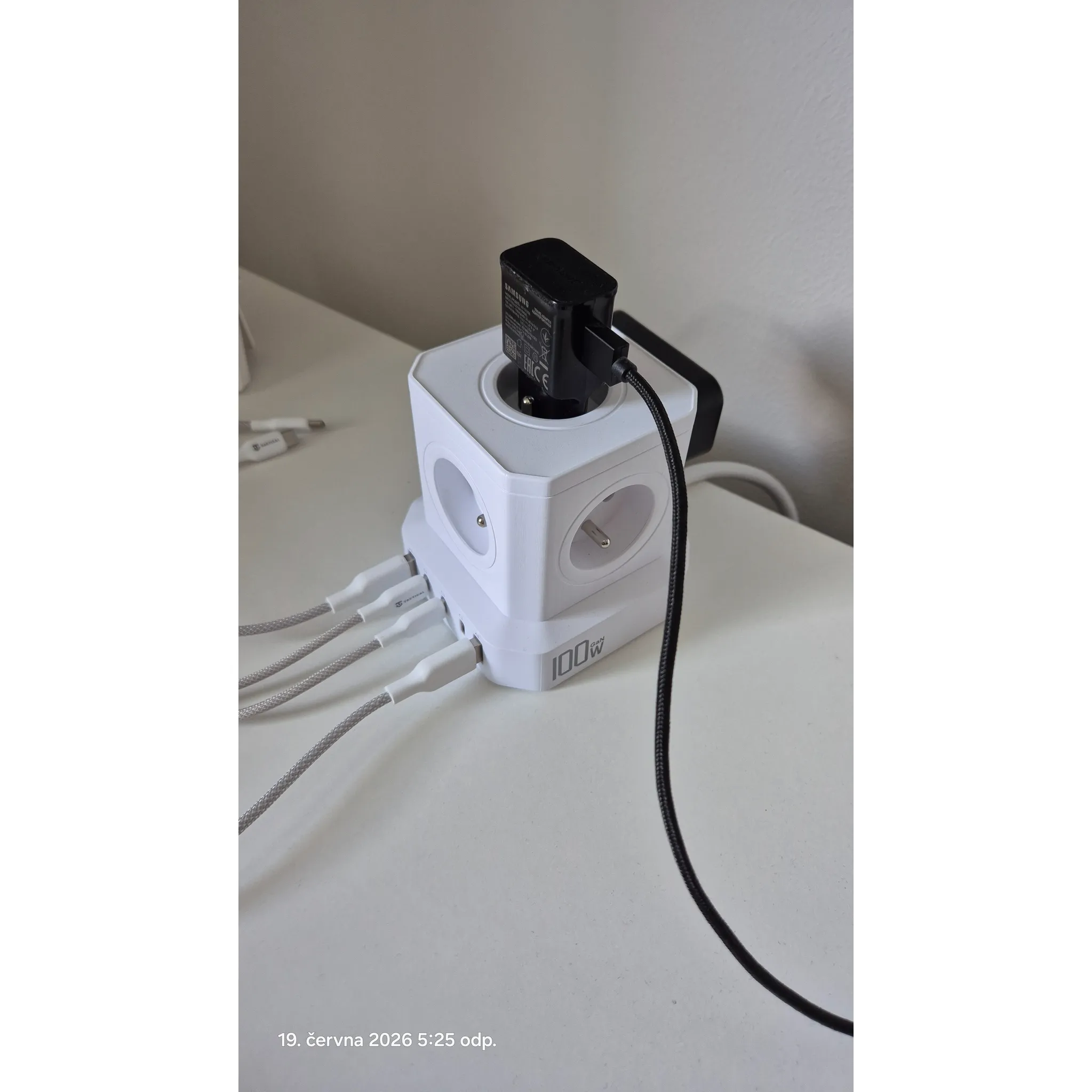 Fotografie 2 - Prodlužovací kabel Viking Technology VACT55