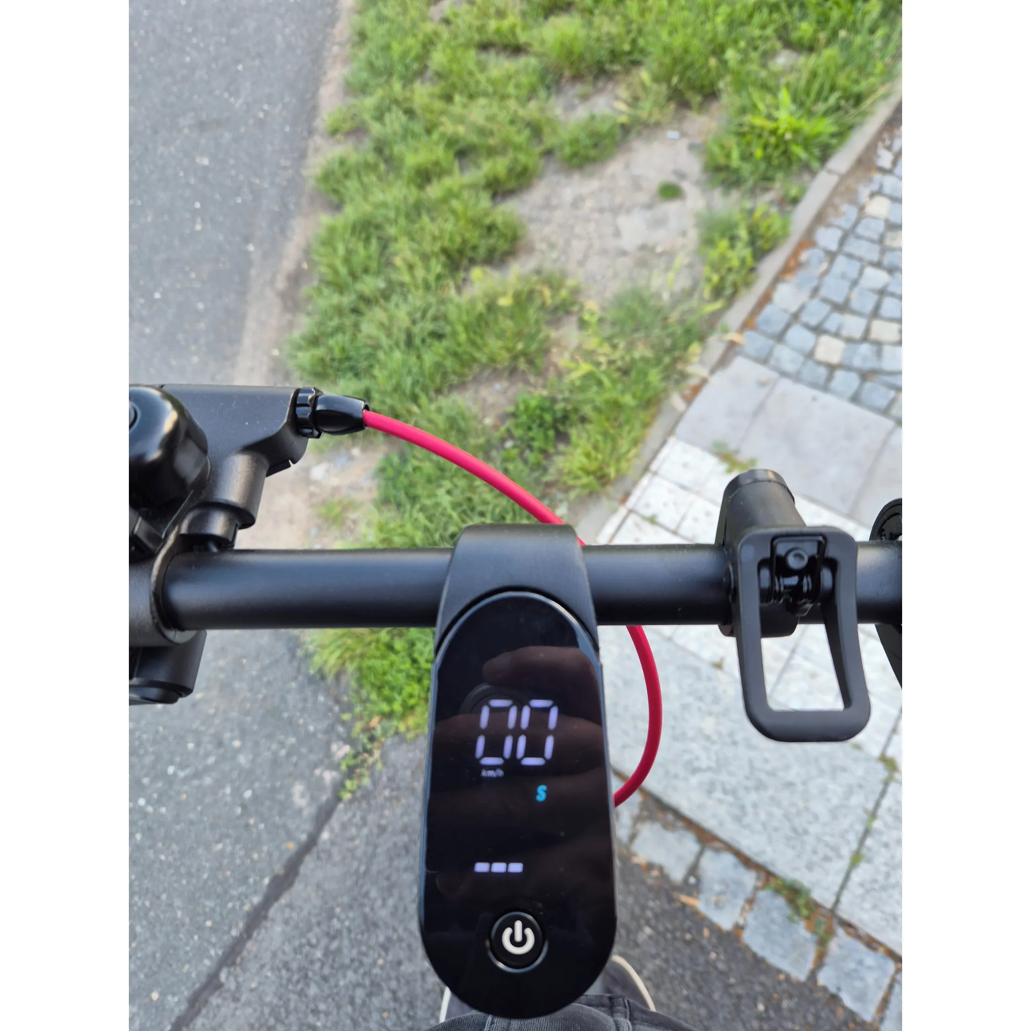 Fotografie 12 - Elektrokoloběžka Sencor Scooter S31