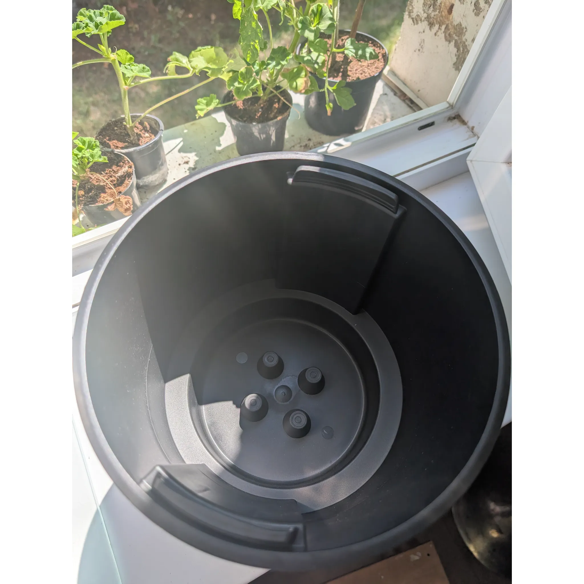 Fotografie 3 - Květináč Prosperplast Rato Round DRTUS250L 25 cm umbra