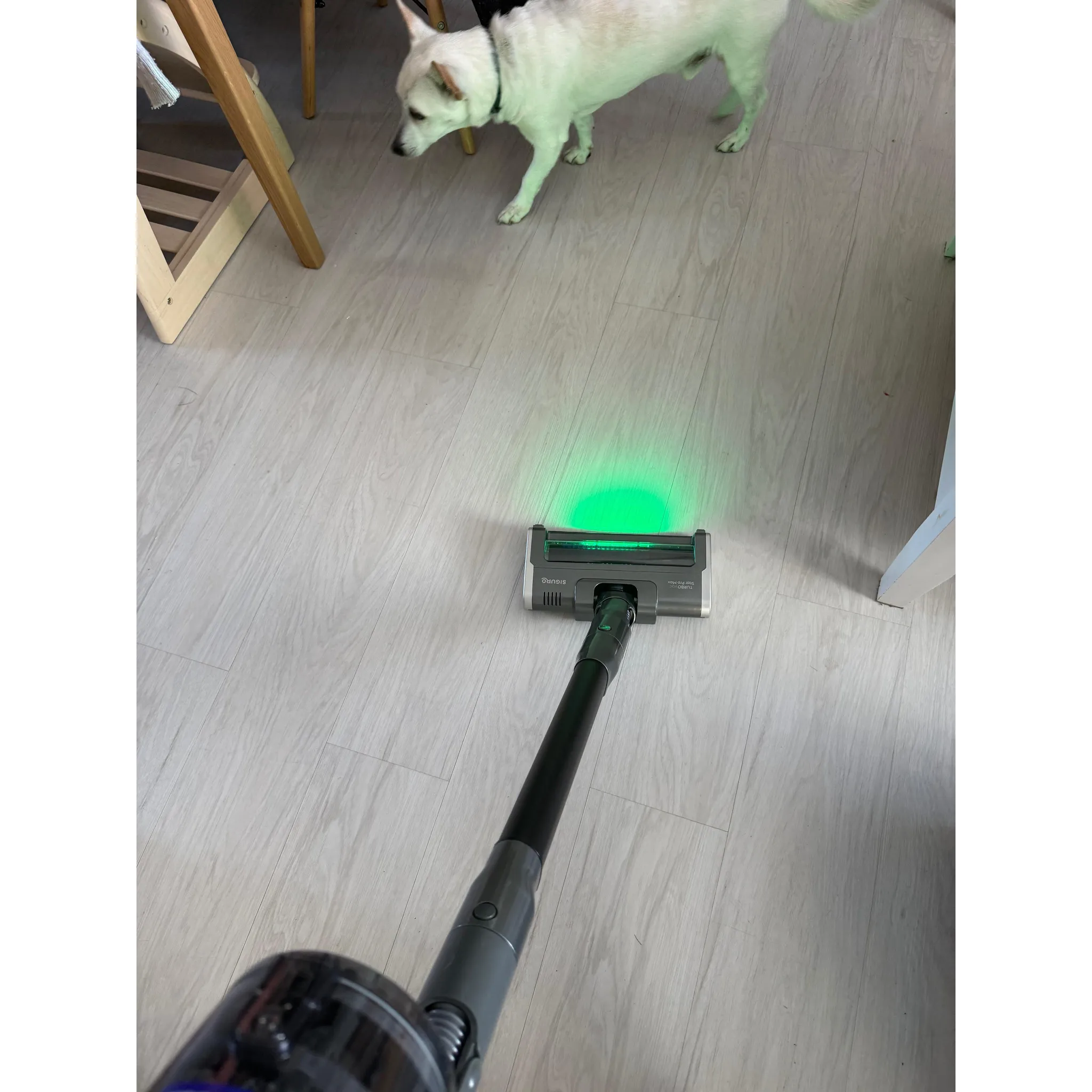 Fotografie 3 - Vysavač Siguro TurboVac Star Pro Max BLDC SGR-VT-P700L