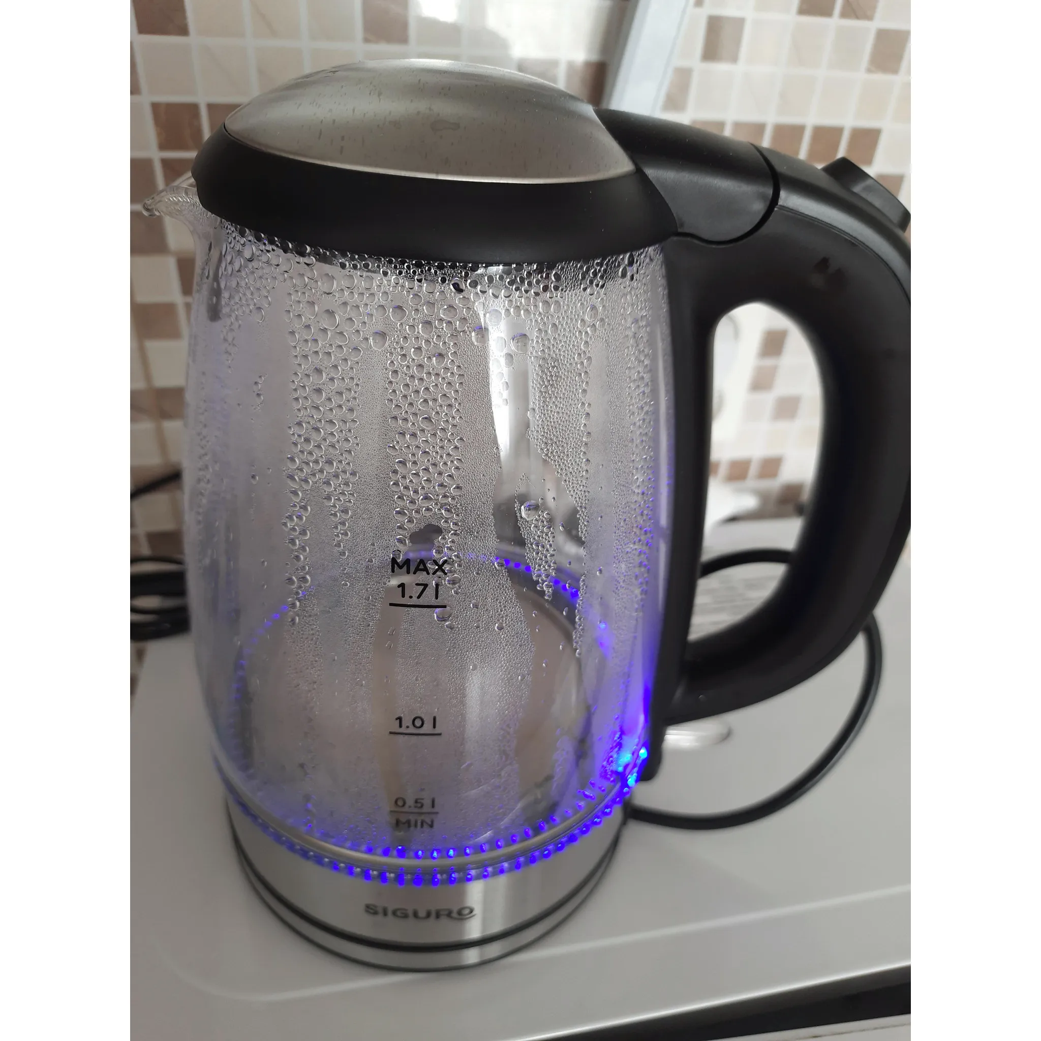 Fotografie 2 - Rychlovarná konvice Siguro EK-G210GL Bright Glass