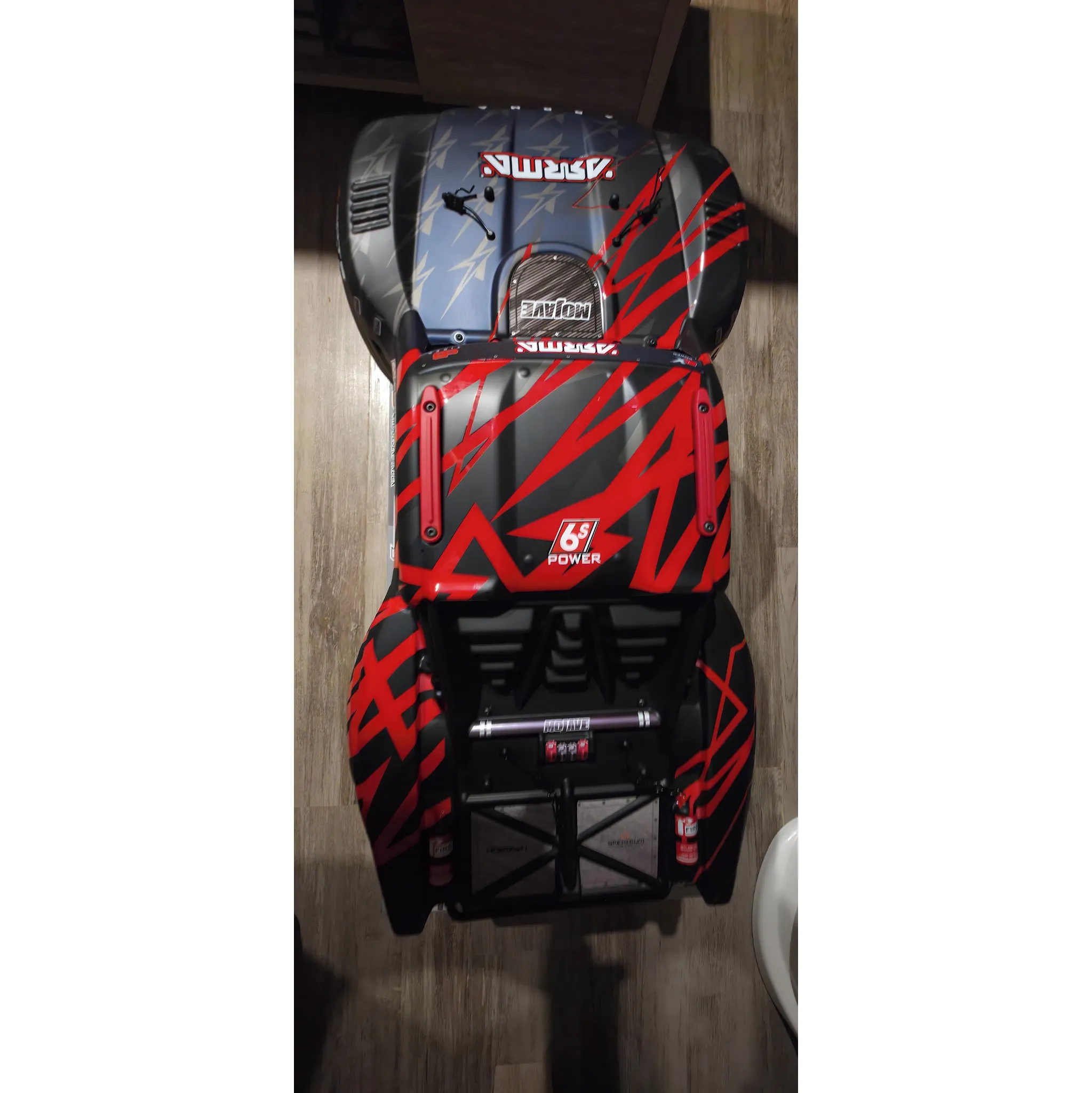 Fotografie 3 - RC model auta Arrma Mojave 6S BLX 1:7 4WD RTR červené