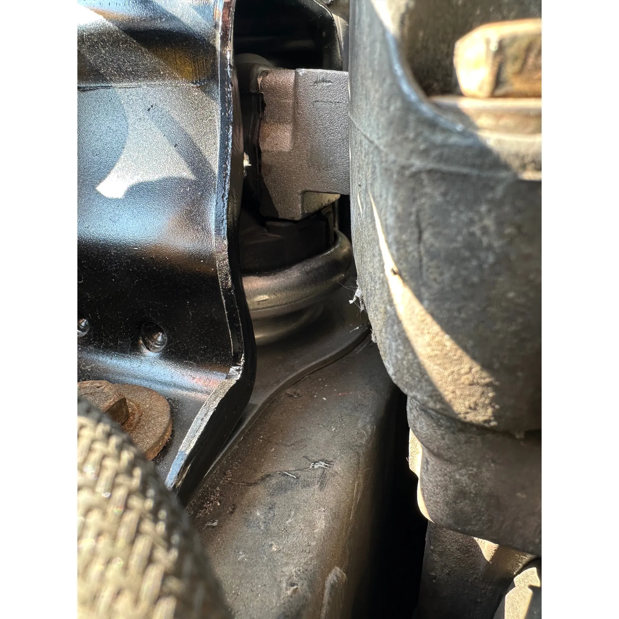 Fotografie 2 - Zavěšení motoru Lemförder 35029 01