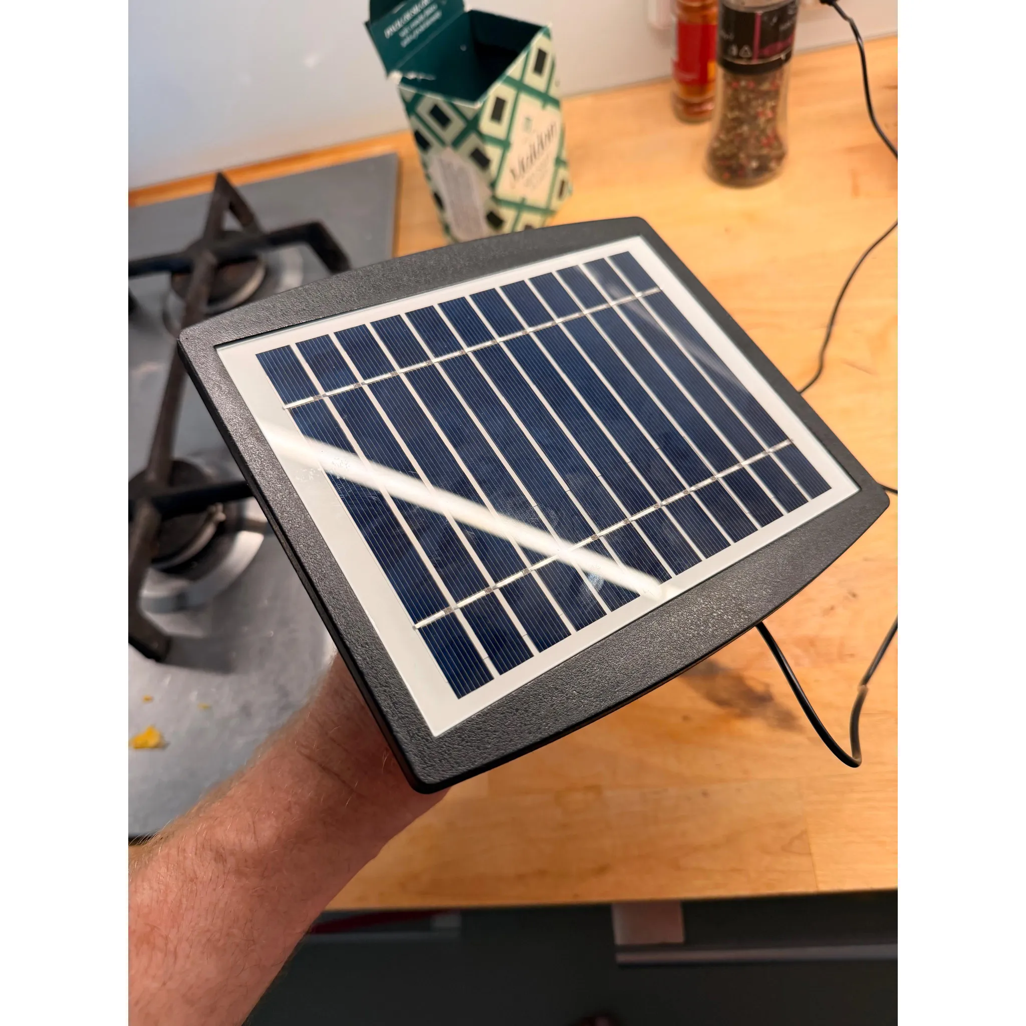 Fotografie 4 - Zavlažovací systém Mobilly Smart zavlažovací systém se solárním panelem 2000 mAh 10 trysek
