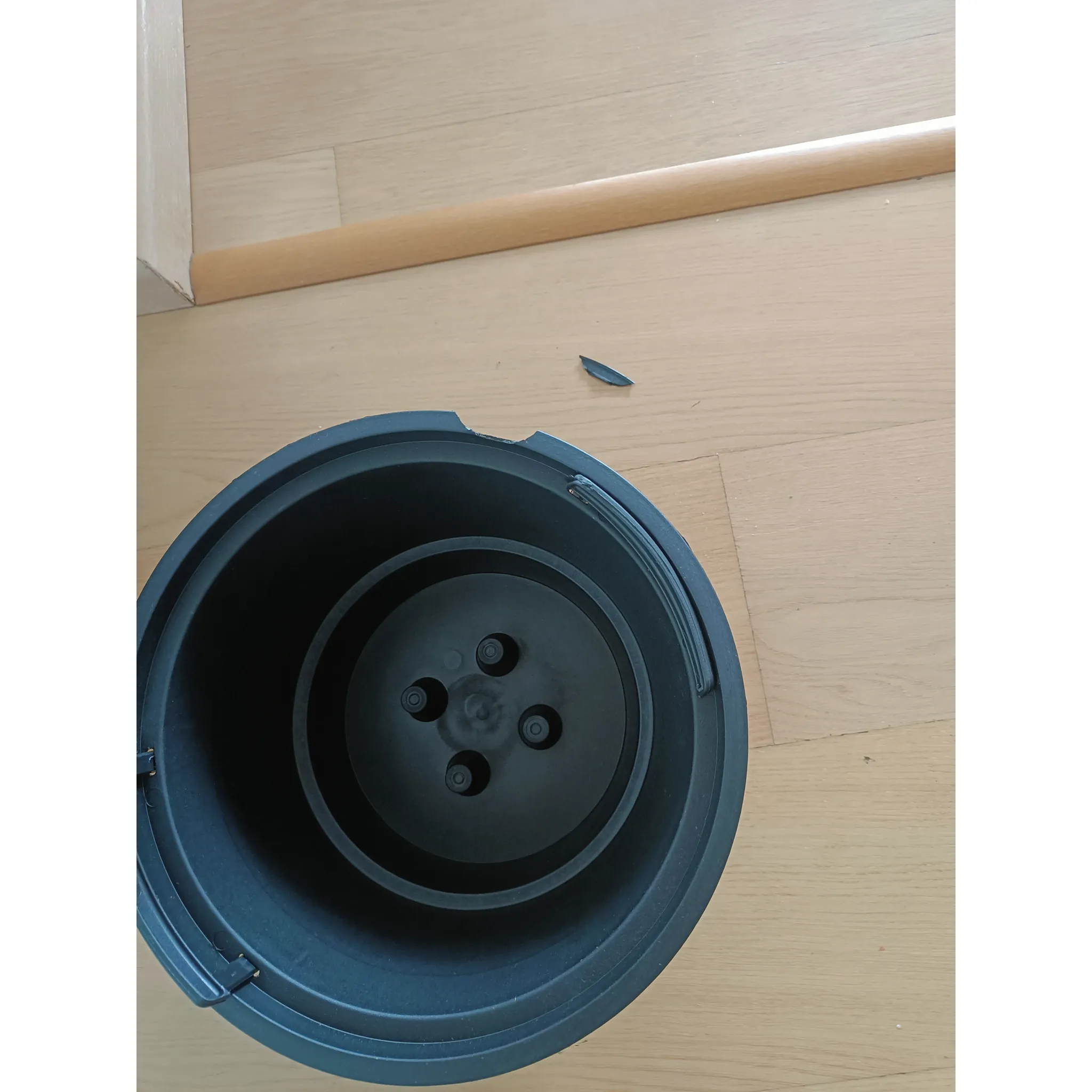 Fotografie 2 - Květináč Prosperplast Woode DBWO300 29,9 cm bílý