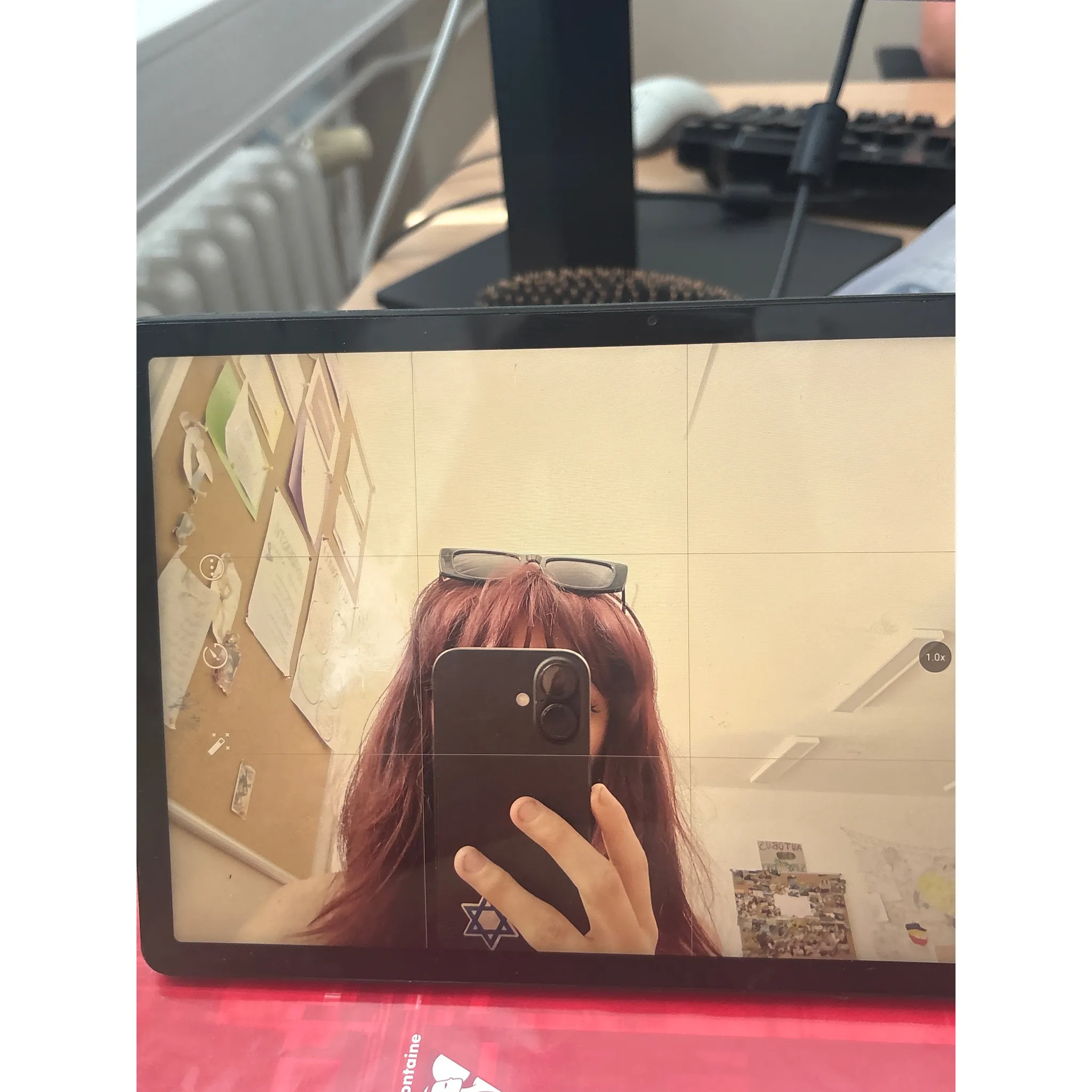 Fotografie 12 - Mobilní telefon Apple iPhone 16 512 GB ultramarínový
