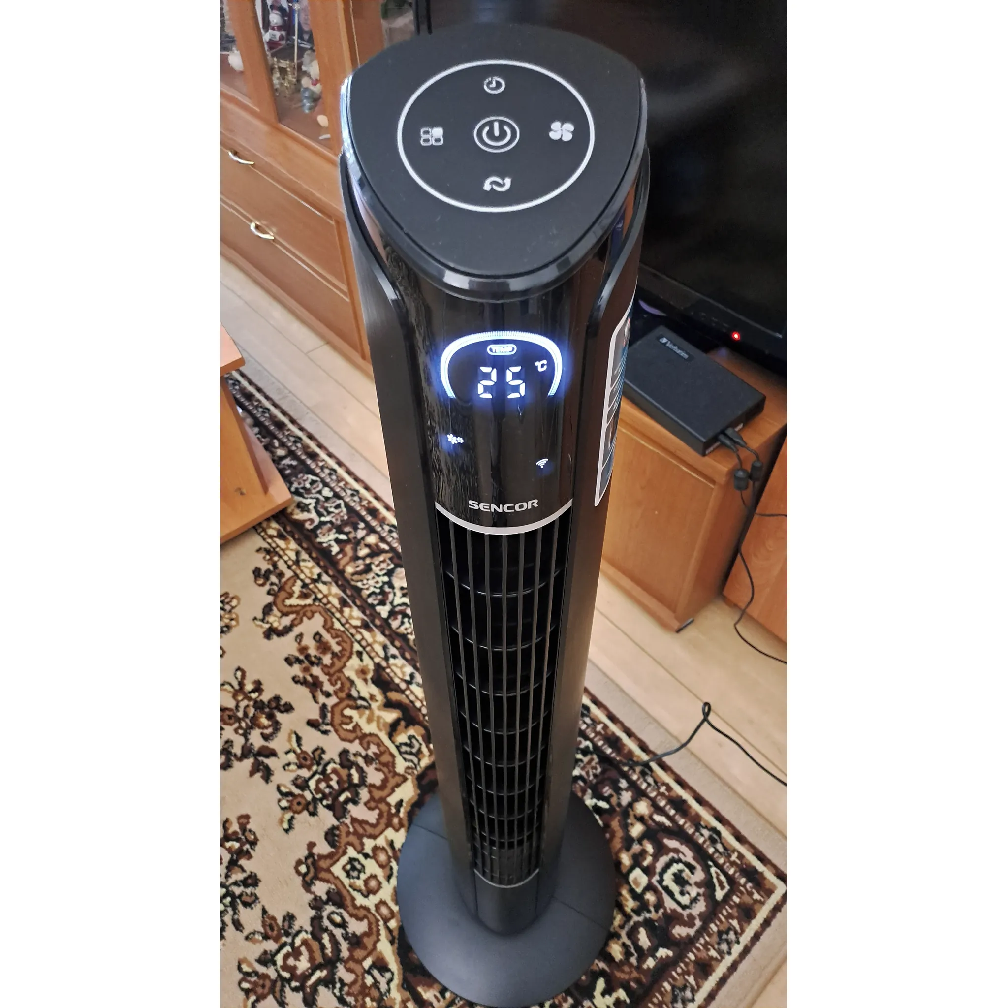Fotografie 9 - Domácí ventilátor Sencor SFT 4207BK