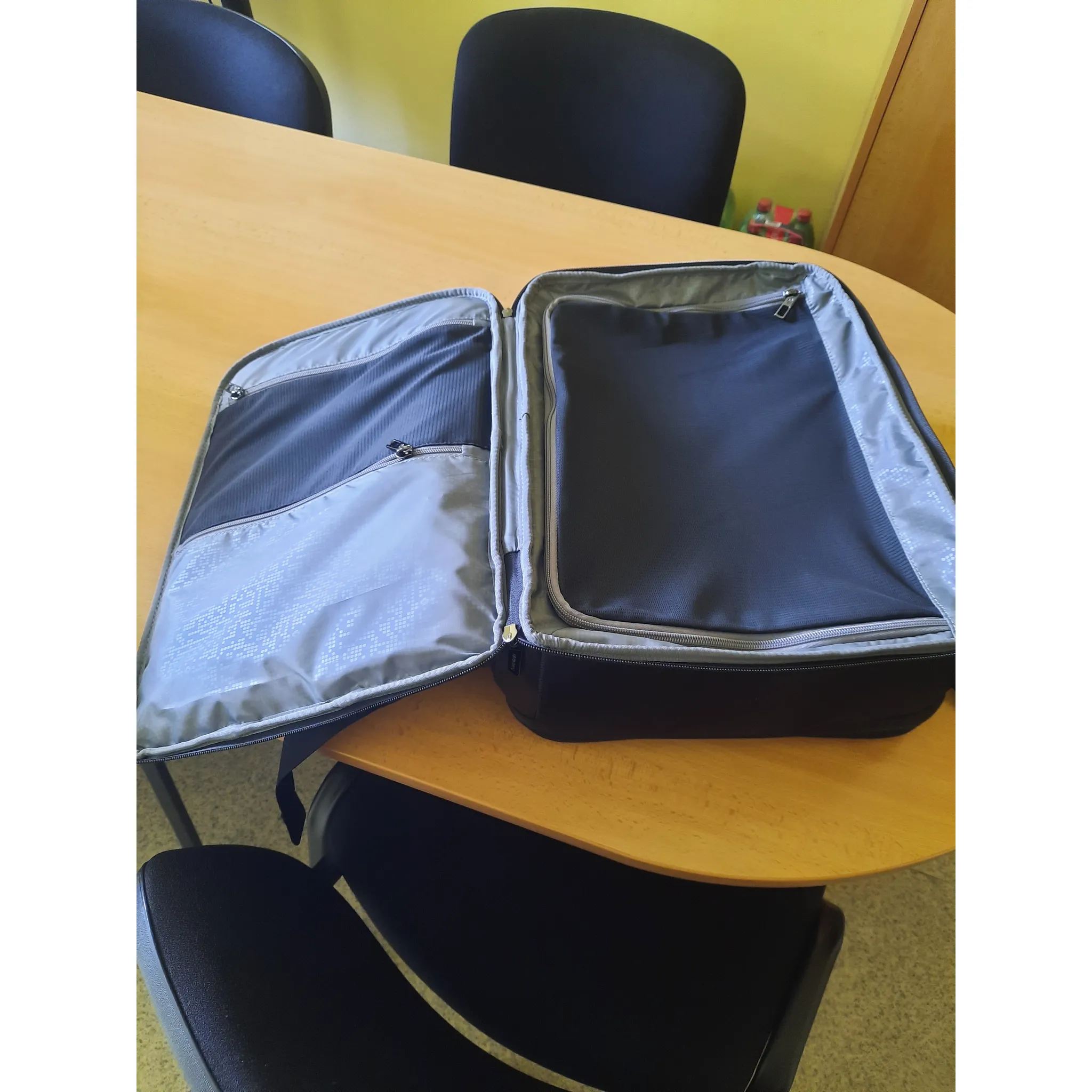 Fotografie 3 - Batoh na notebook Samsonite Spectrolite 158110-1041 17,3” černý