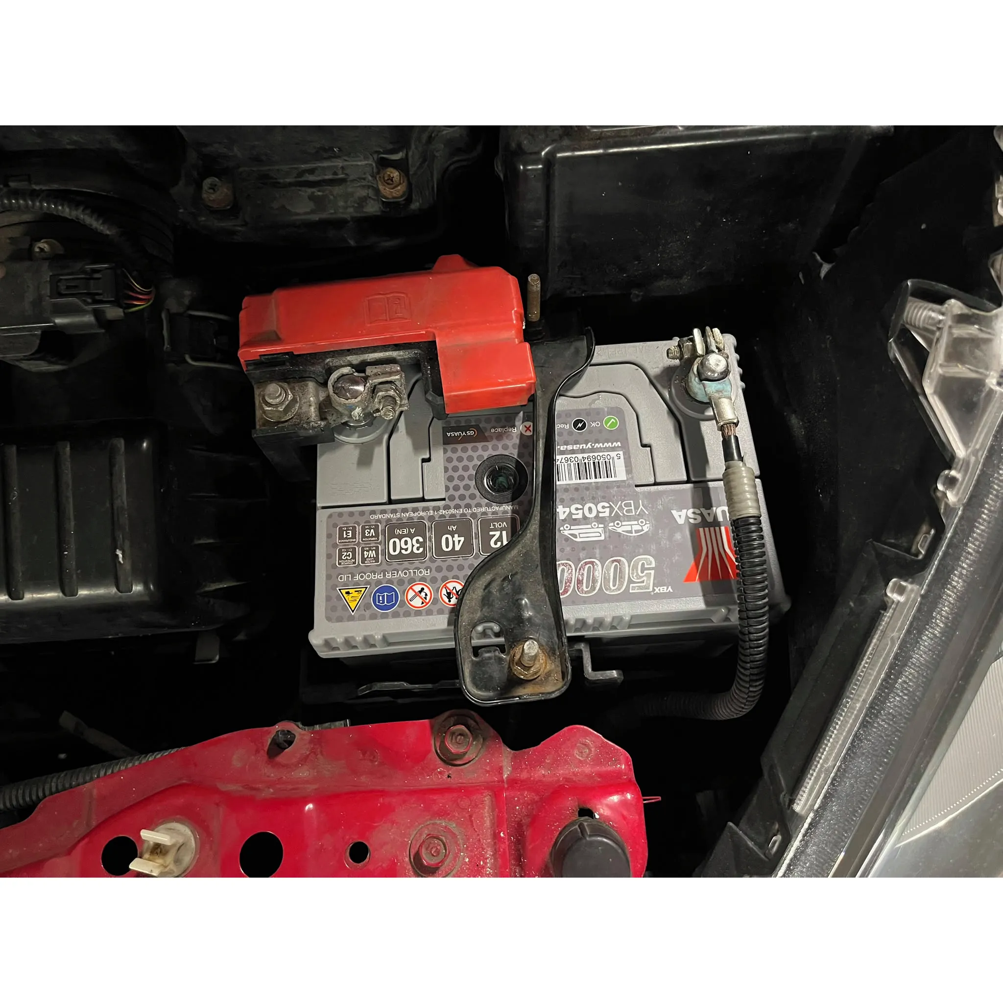 Fotografie 3 - Autobaterie Yuasa Silver High Performance SMF 12V 40Ah 360A