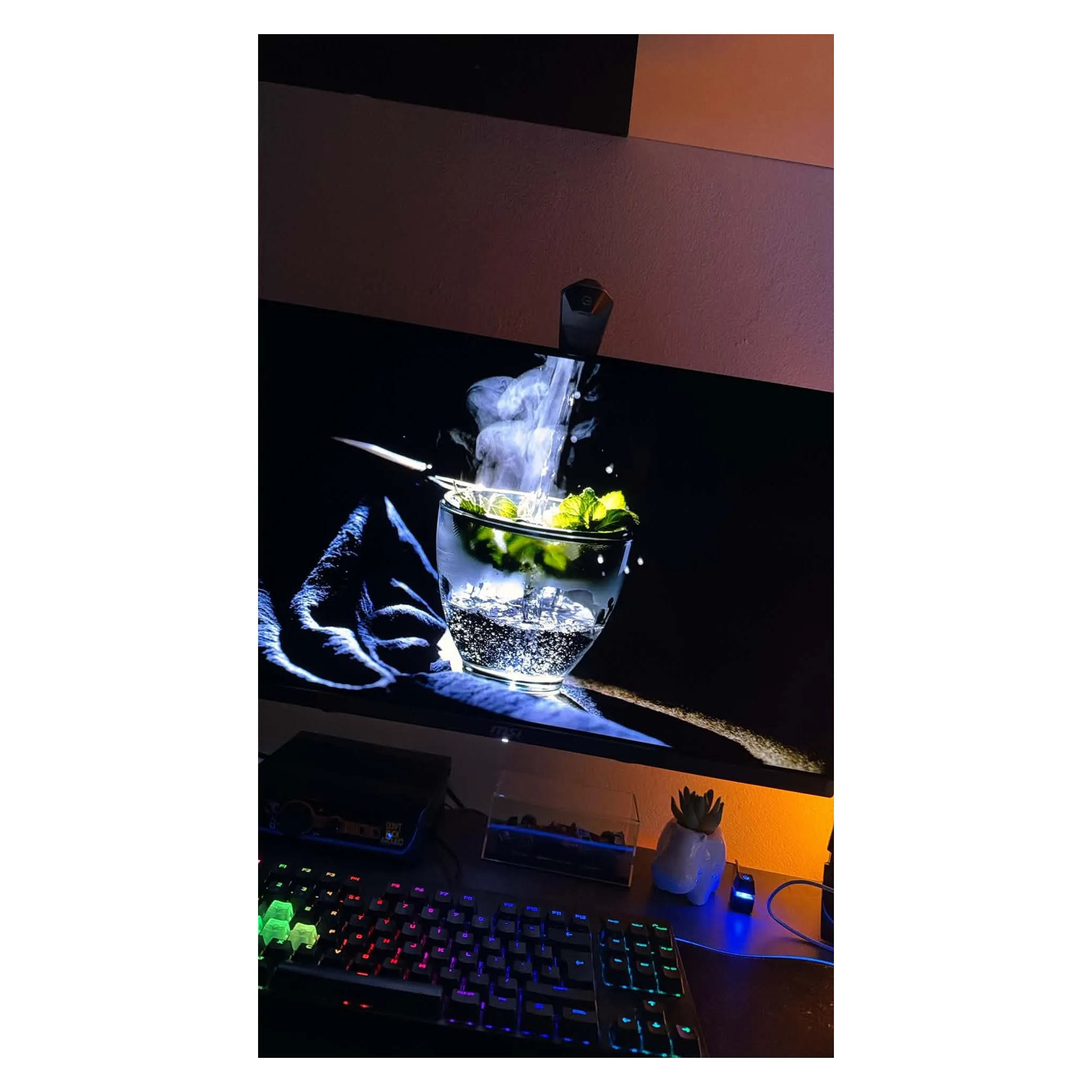 Fotografie 15 - Monitor MSI MAG 271QPX QD-OLED E2