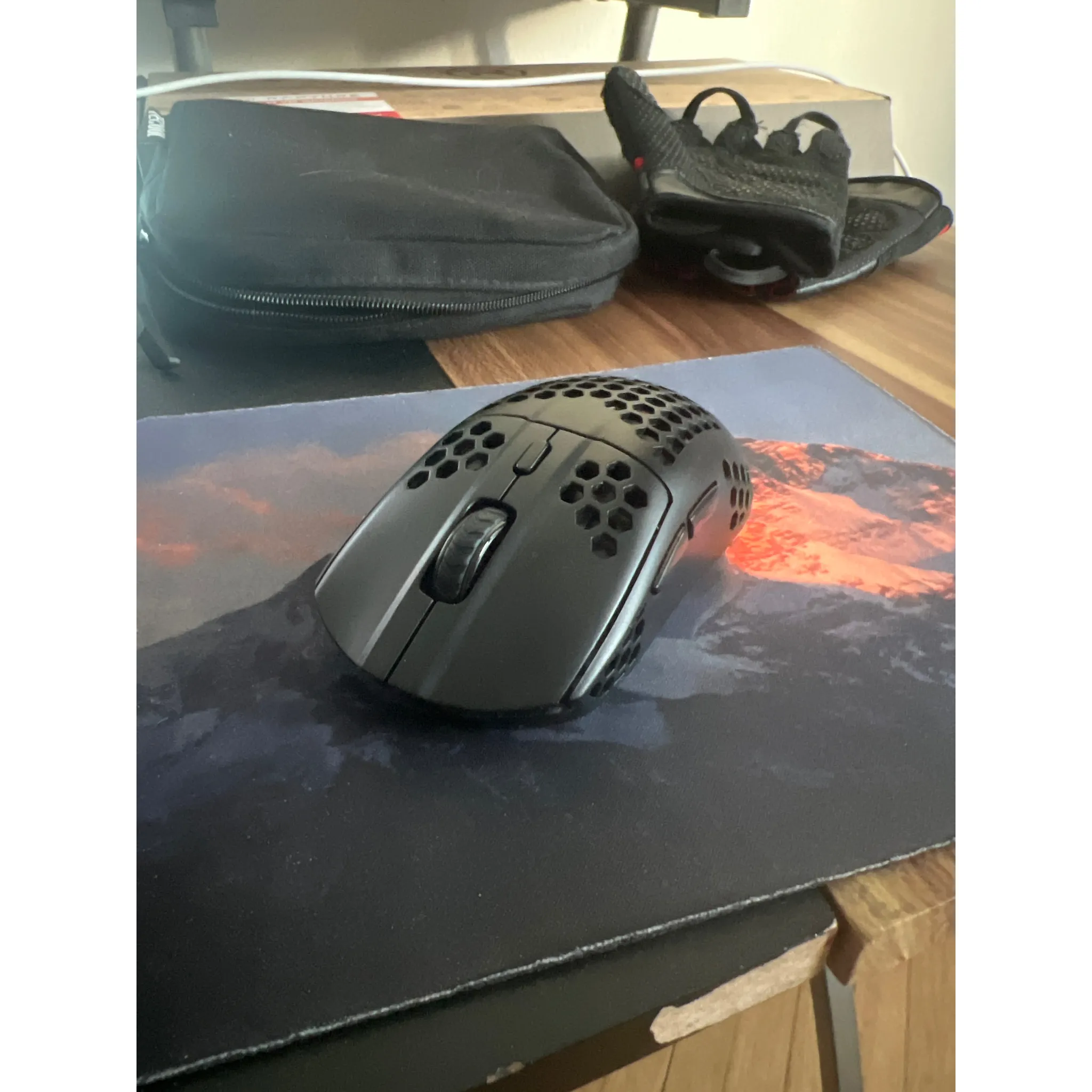 Fotografie 8 - Myš Trust GXT 929 Helox bílá