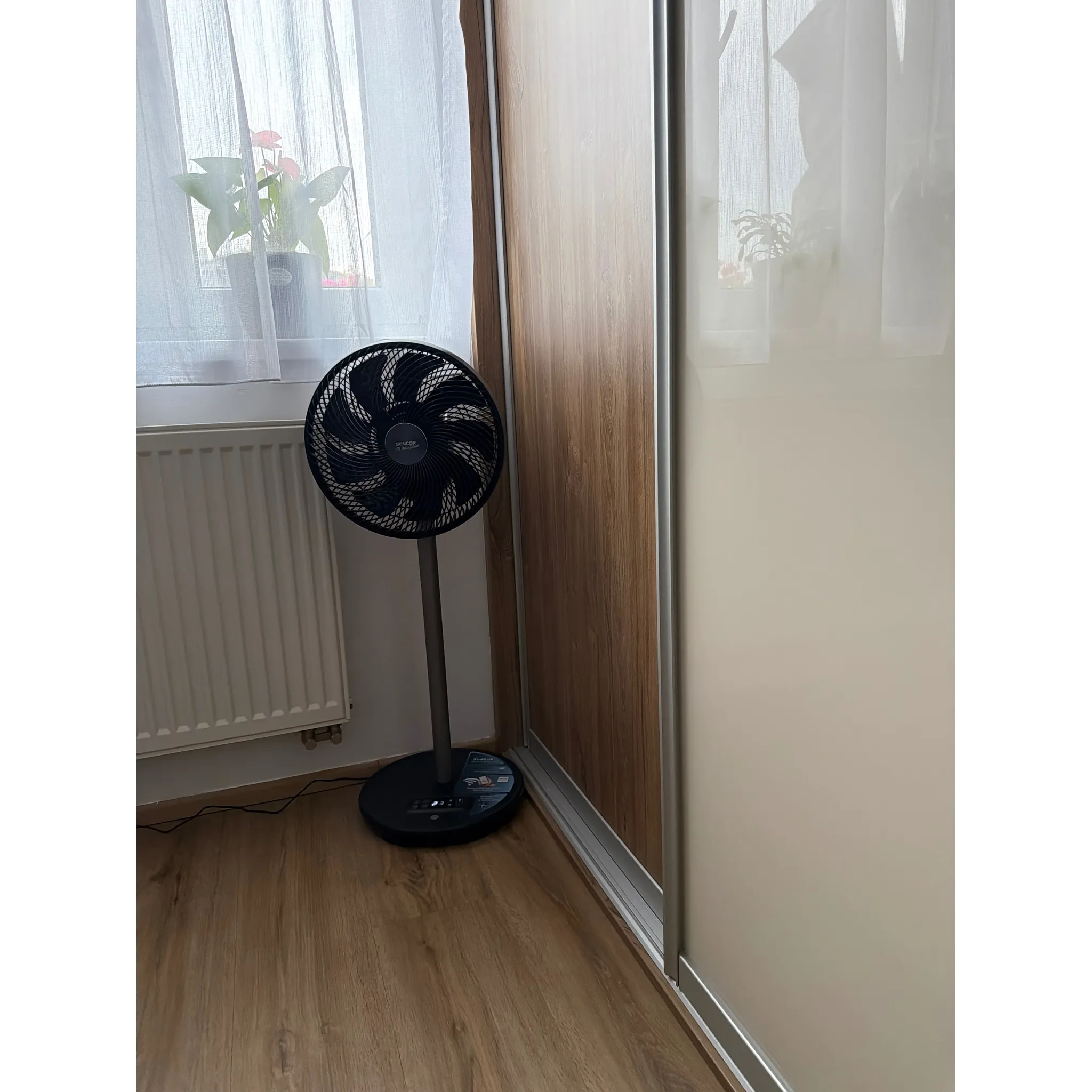Fotografie 13 - Domácí ventilátor Sencor SFN 3040BK