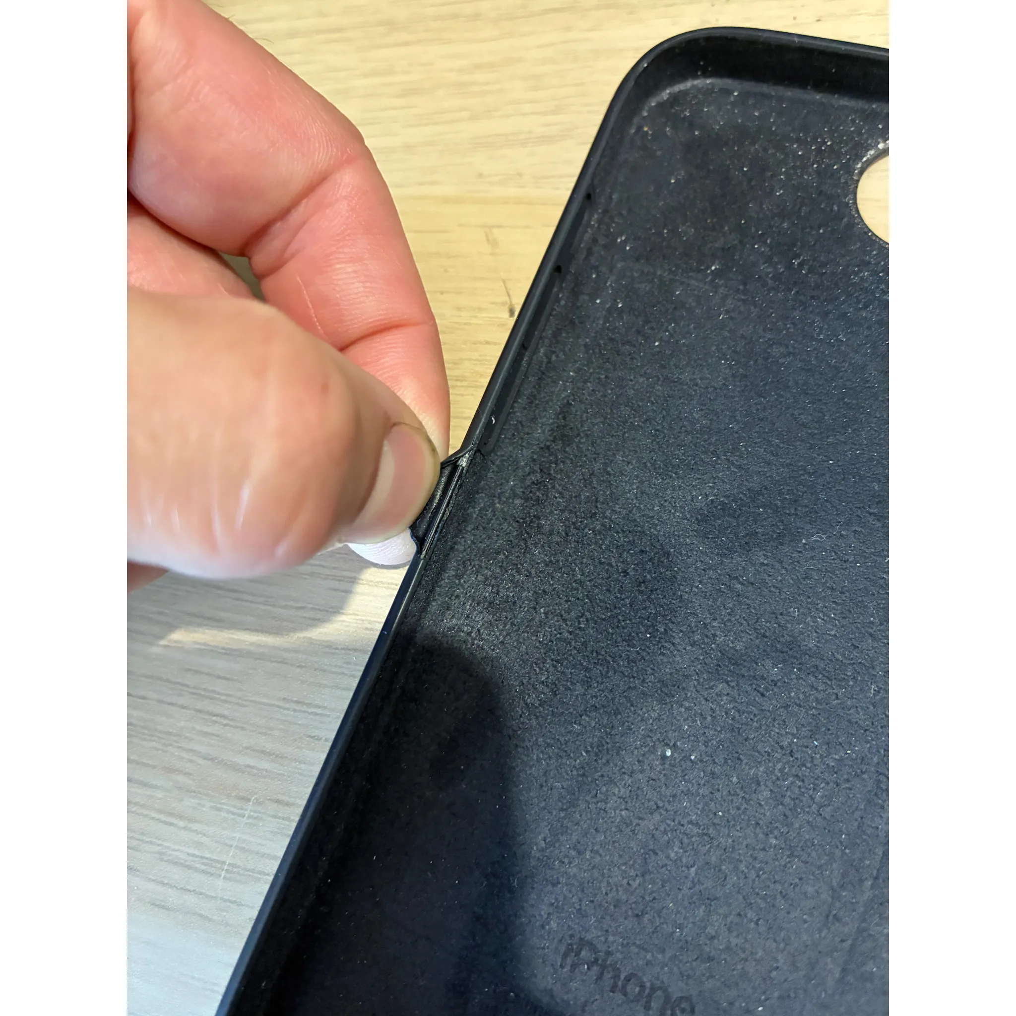 Fotografie 2 - Pouzdro na mobilní telefon Apple Silicone Case pro Apple iPhone 16e Lake Green