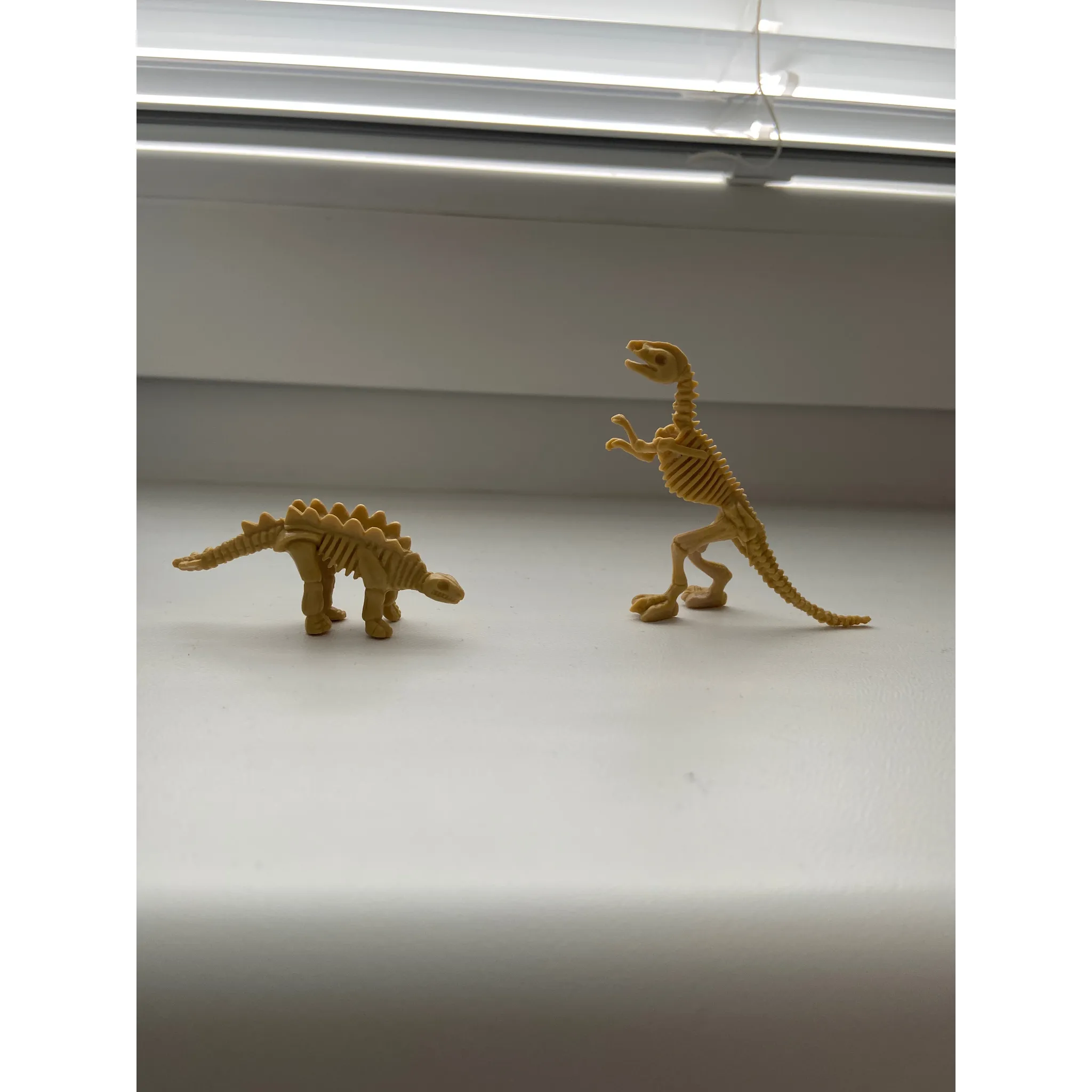 Fotografie 2 - Figurka efko Igráček 22413 figurka s vykopávkami dinosaurů