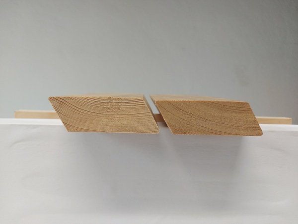 Palubky šikmé (rhombus) | modřín sibiřský | 21*68 | AB Délka: 4000 mm