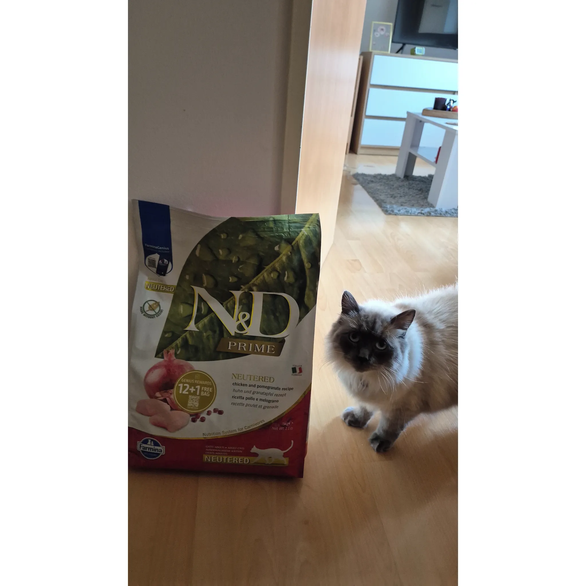 Fotografie 2 - Krmivo pro kočku N&D Grain Free Cat Neutered Chicken & Pomegranate 5 kg