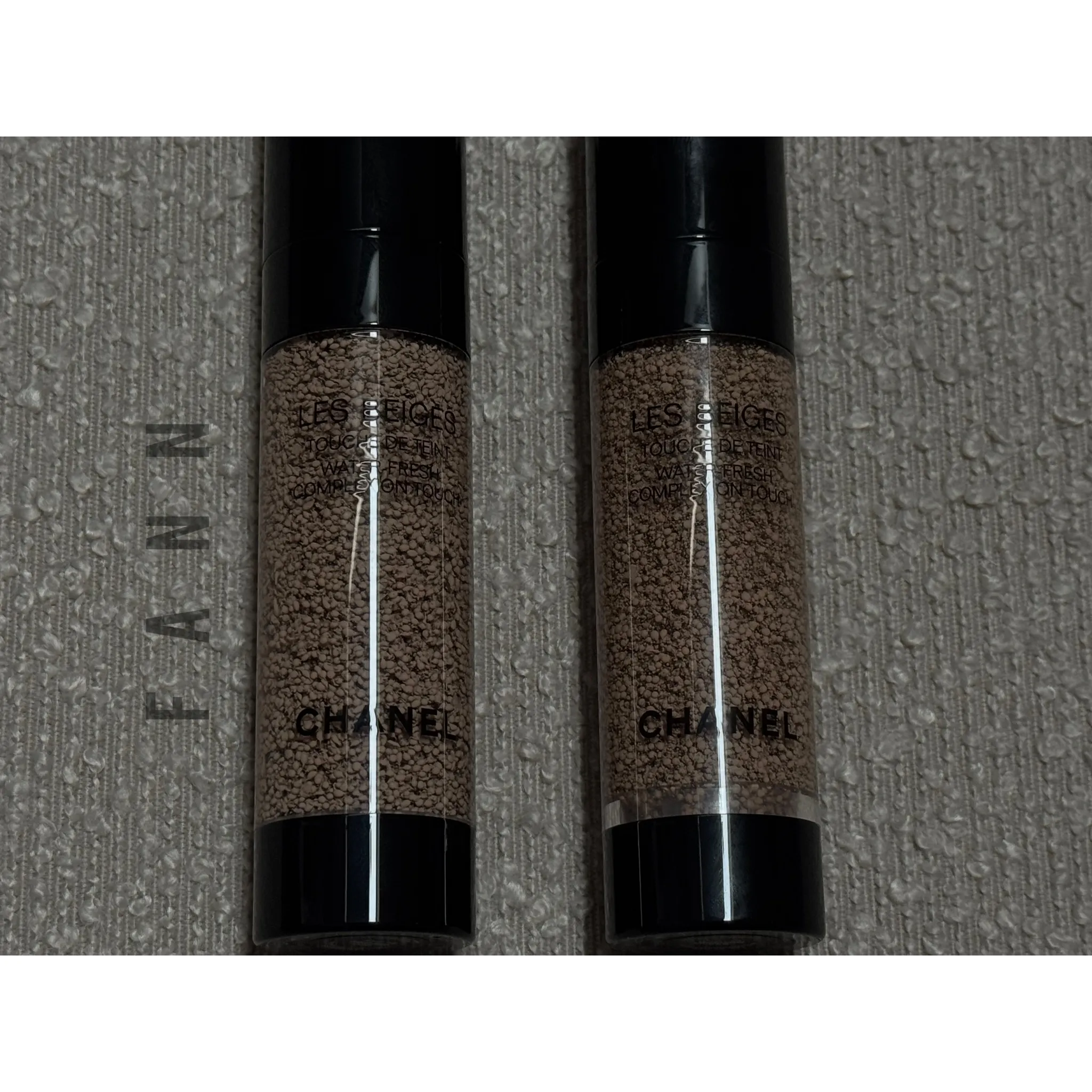Fotografie 6 - Make-up Chanel Les Beiges Water-Fresh Complexion Touch rozjasňující a hydratační make-up 20 ml BD121