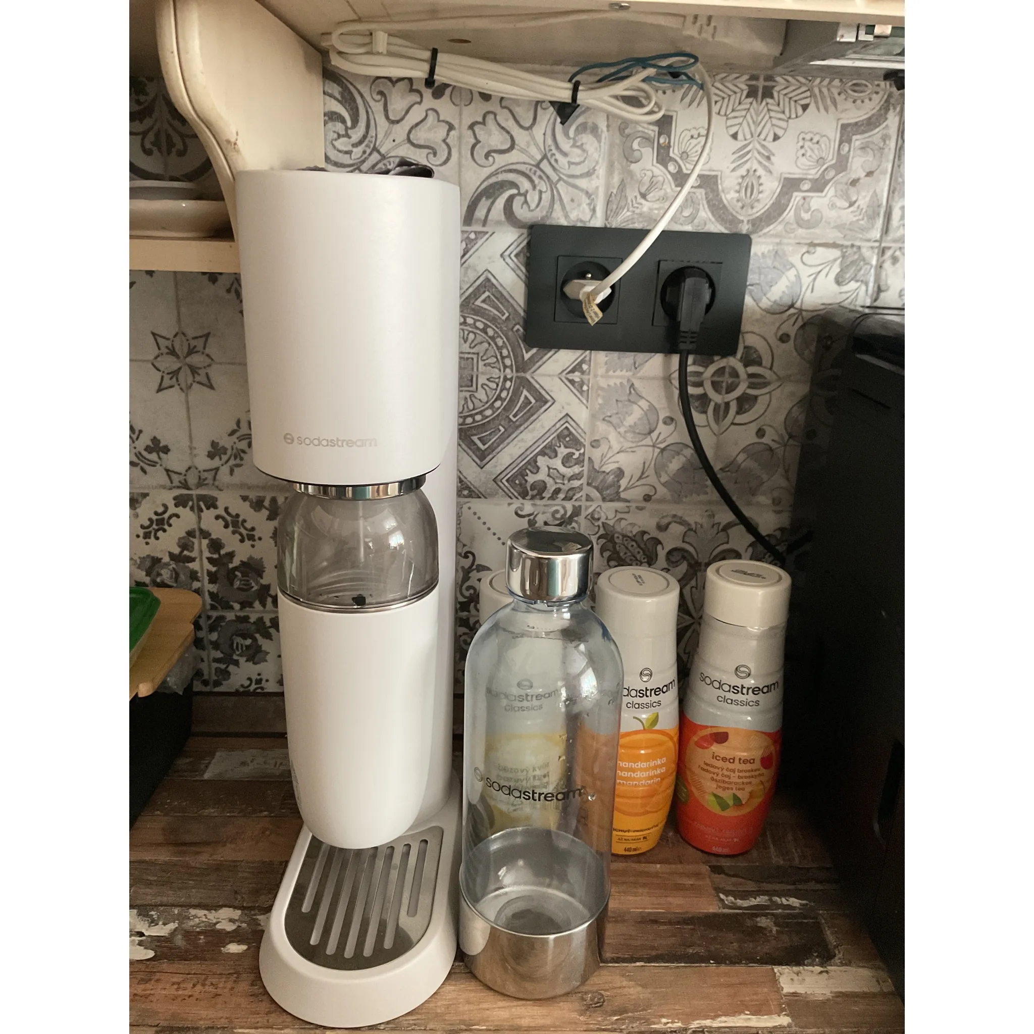 Fotografie 21 - Výrobník sody Sodastream Enso stříbrný