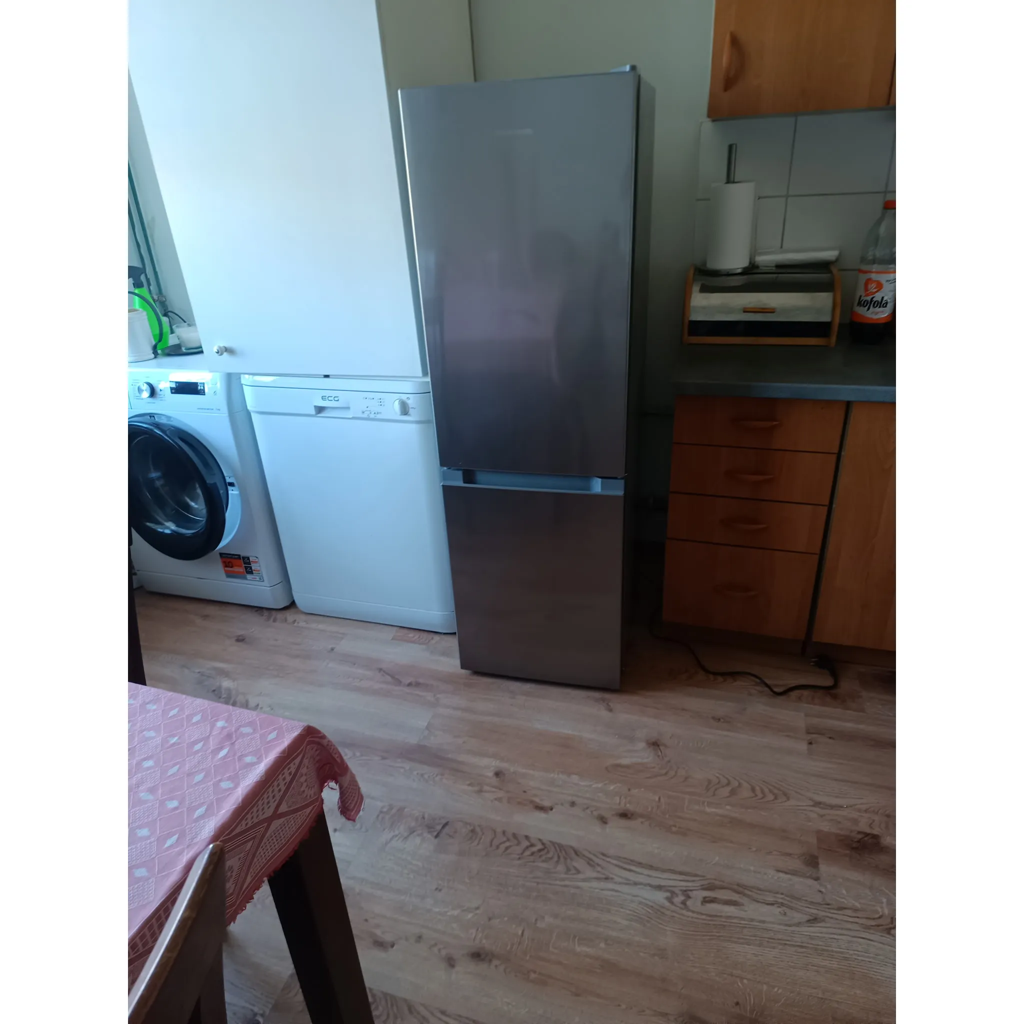 Fotografie 3 - Lednice PHILCO PC 173 ENW