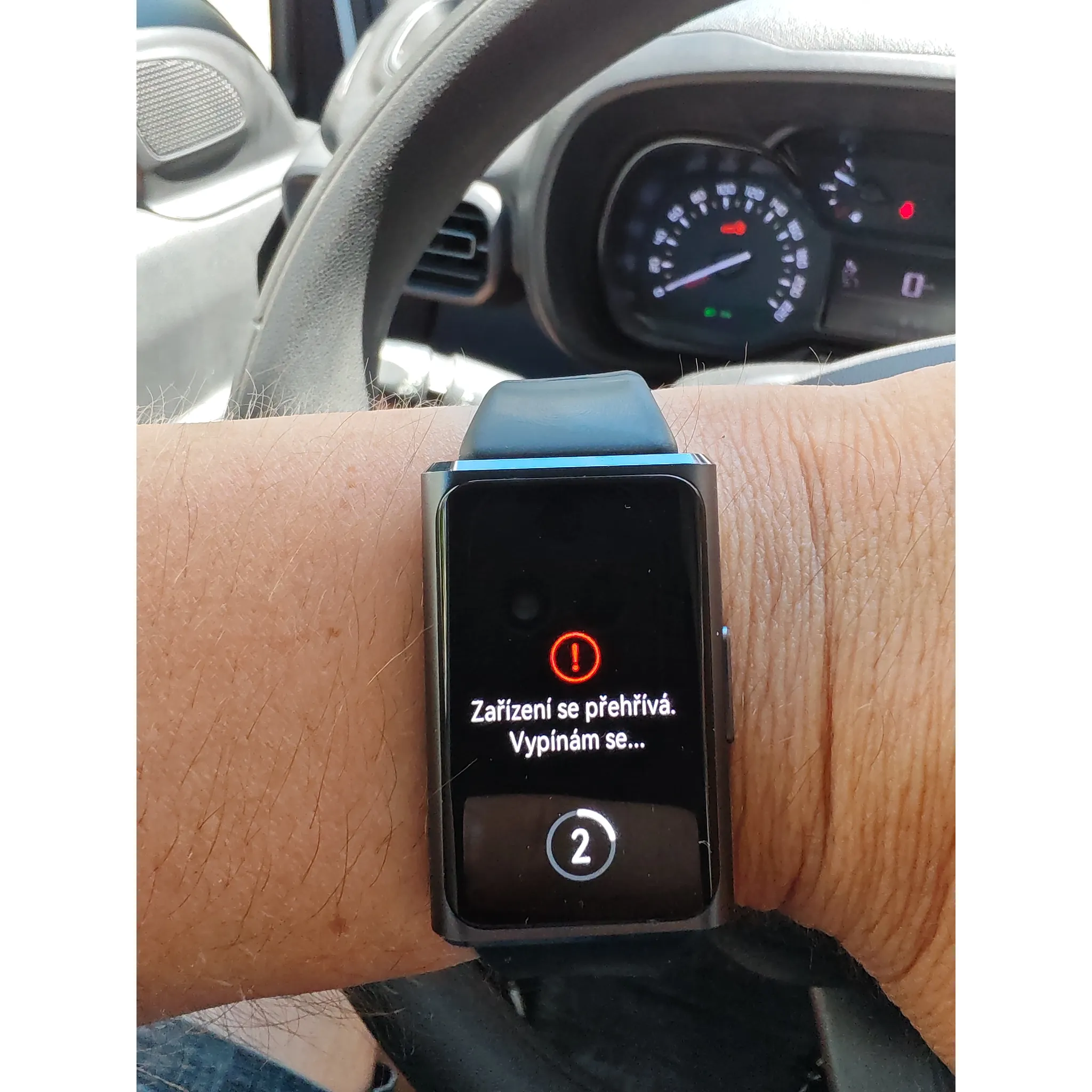 Fotografie 4 - Fitness náramek HUAWEI Band 11 Pro černý