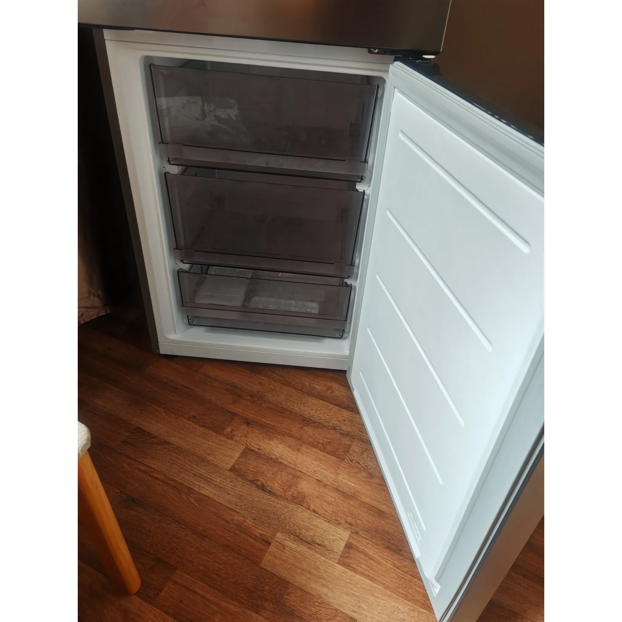 Fotografie 12 - Lednice LG GBBS322CSW