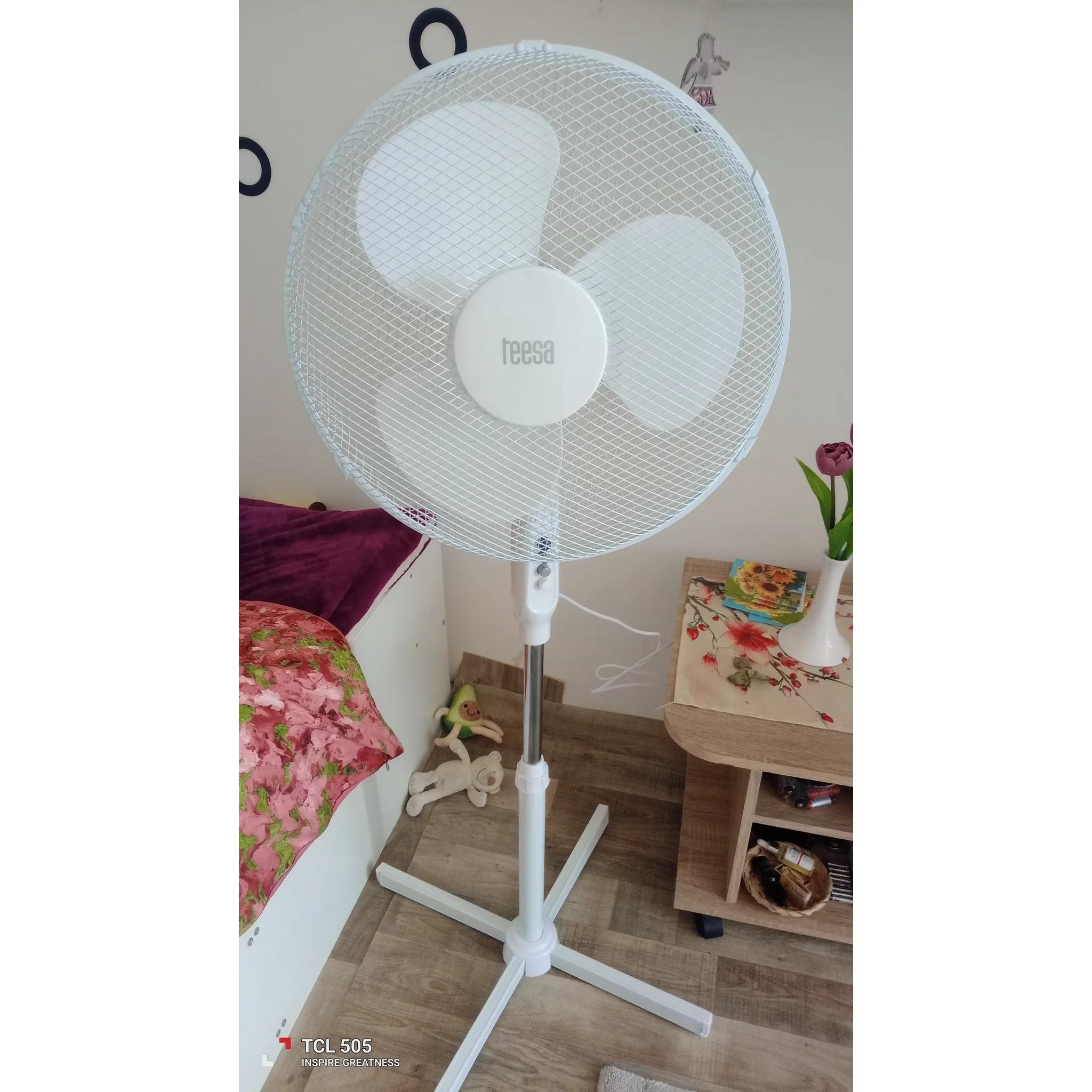 Fotografie 2 - Domácí ventilátor Teesa TSA8022
