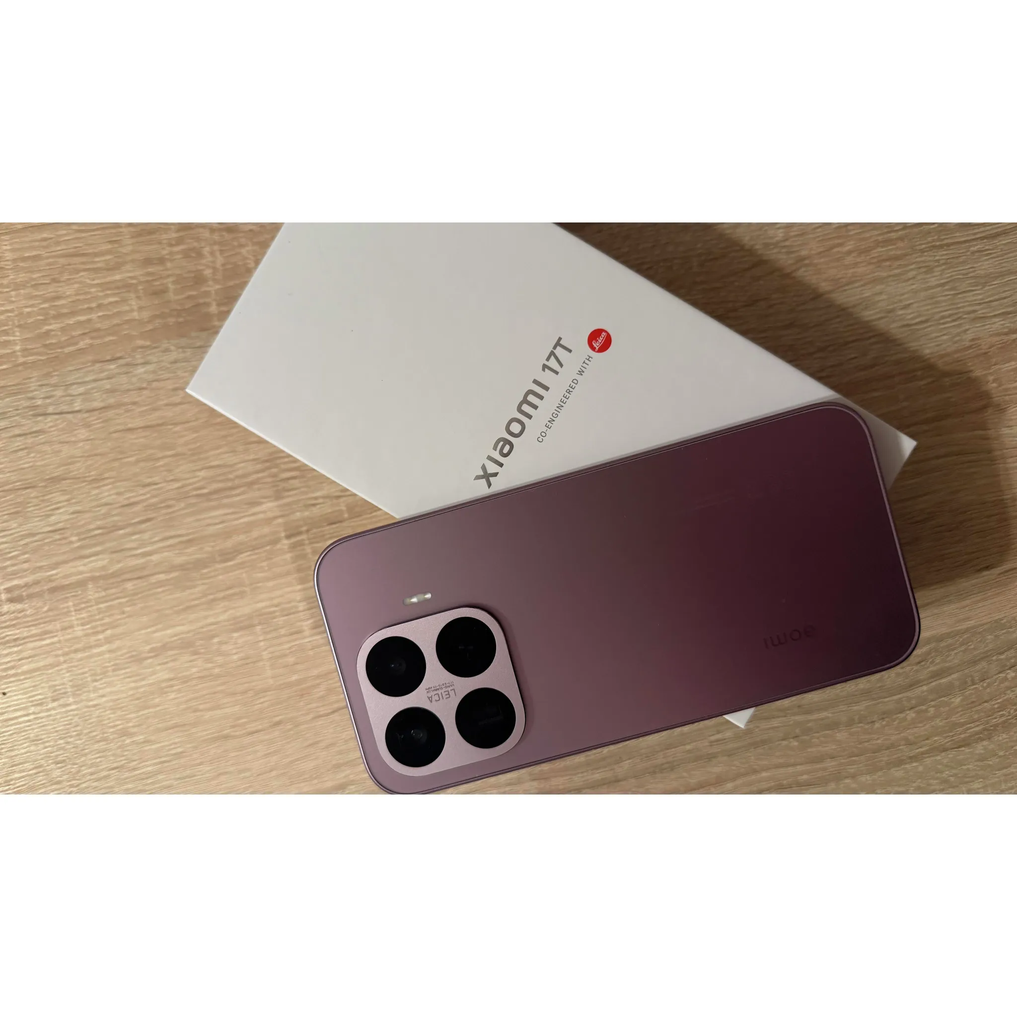 Fotografie 10 - Mobilní telefon Xiaomi 17T 12/256 GB fialový