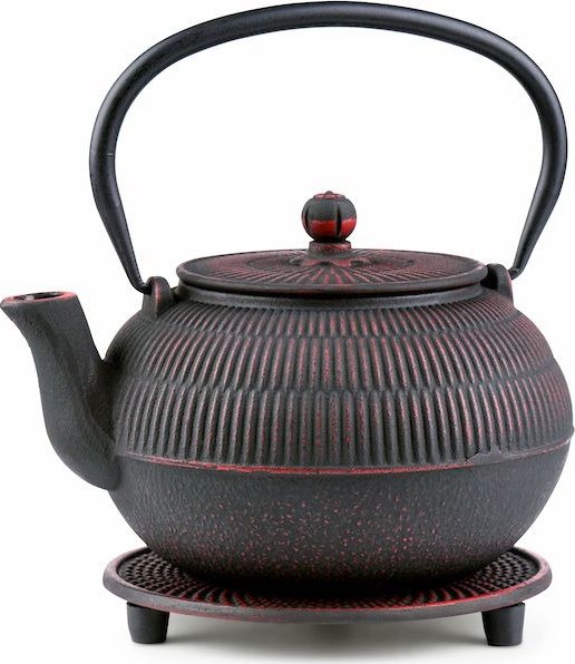 Japonská litinová konvice Macau vínová 900 ml s podložkou