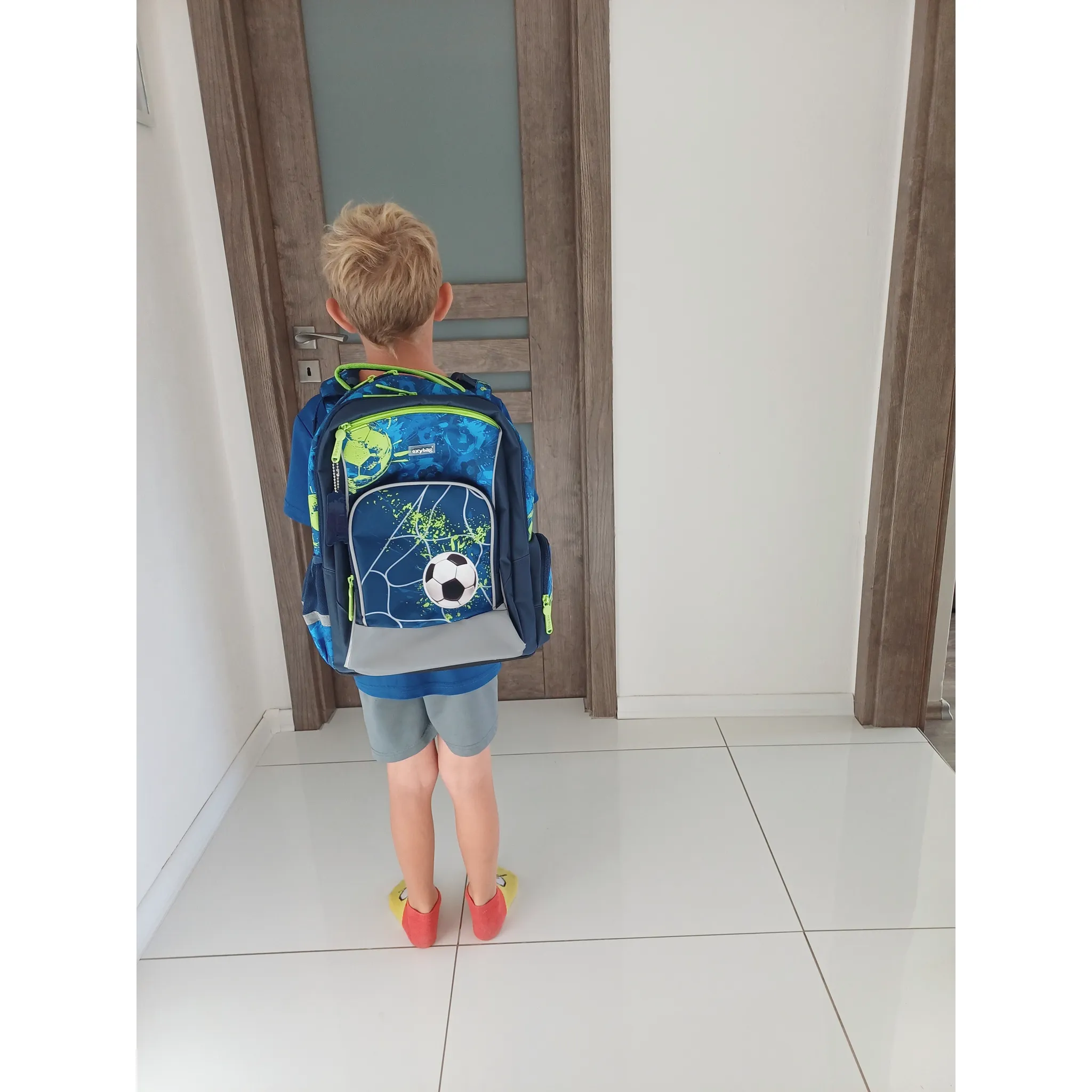 Fotografie 6 - Školní batoh Oxybag Oxy Go 22 l 8-47226 Motýl