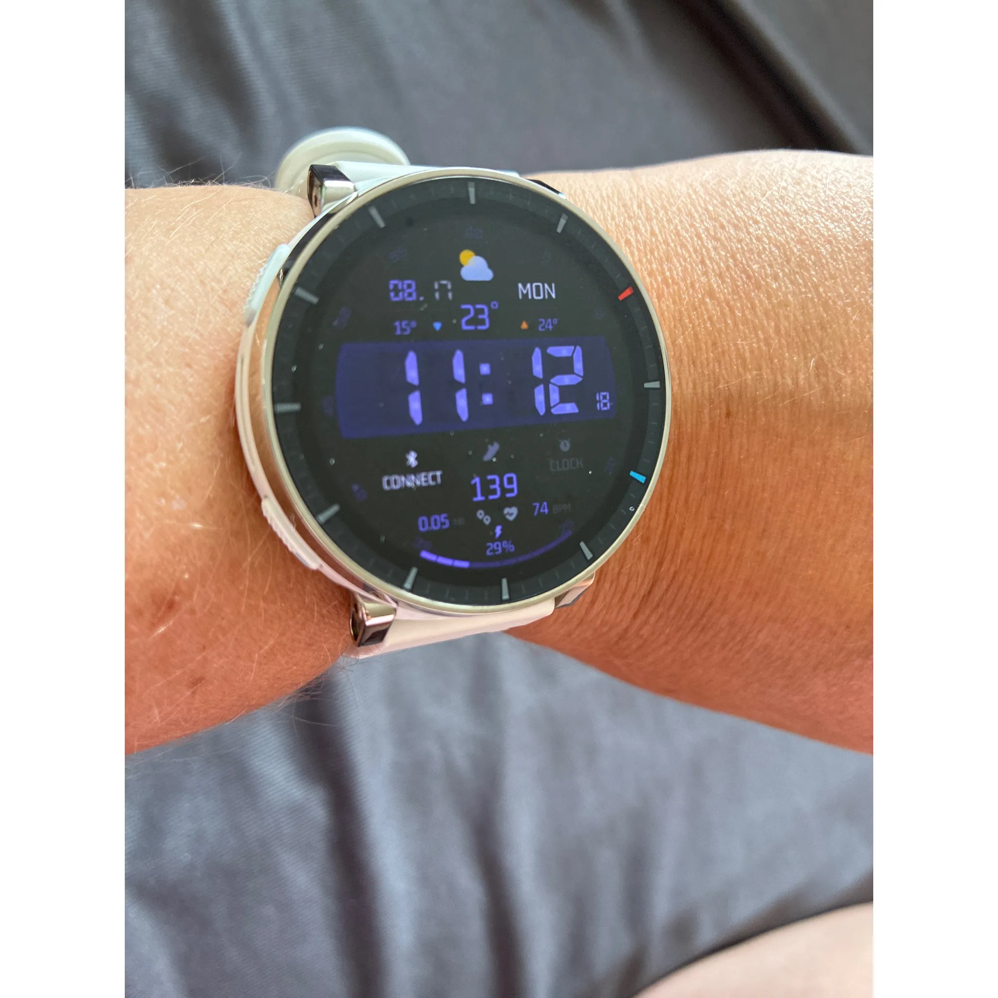 Fotografie 21 - Chytré hodinky Amazfit Active 3 Premium Apex Silver