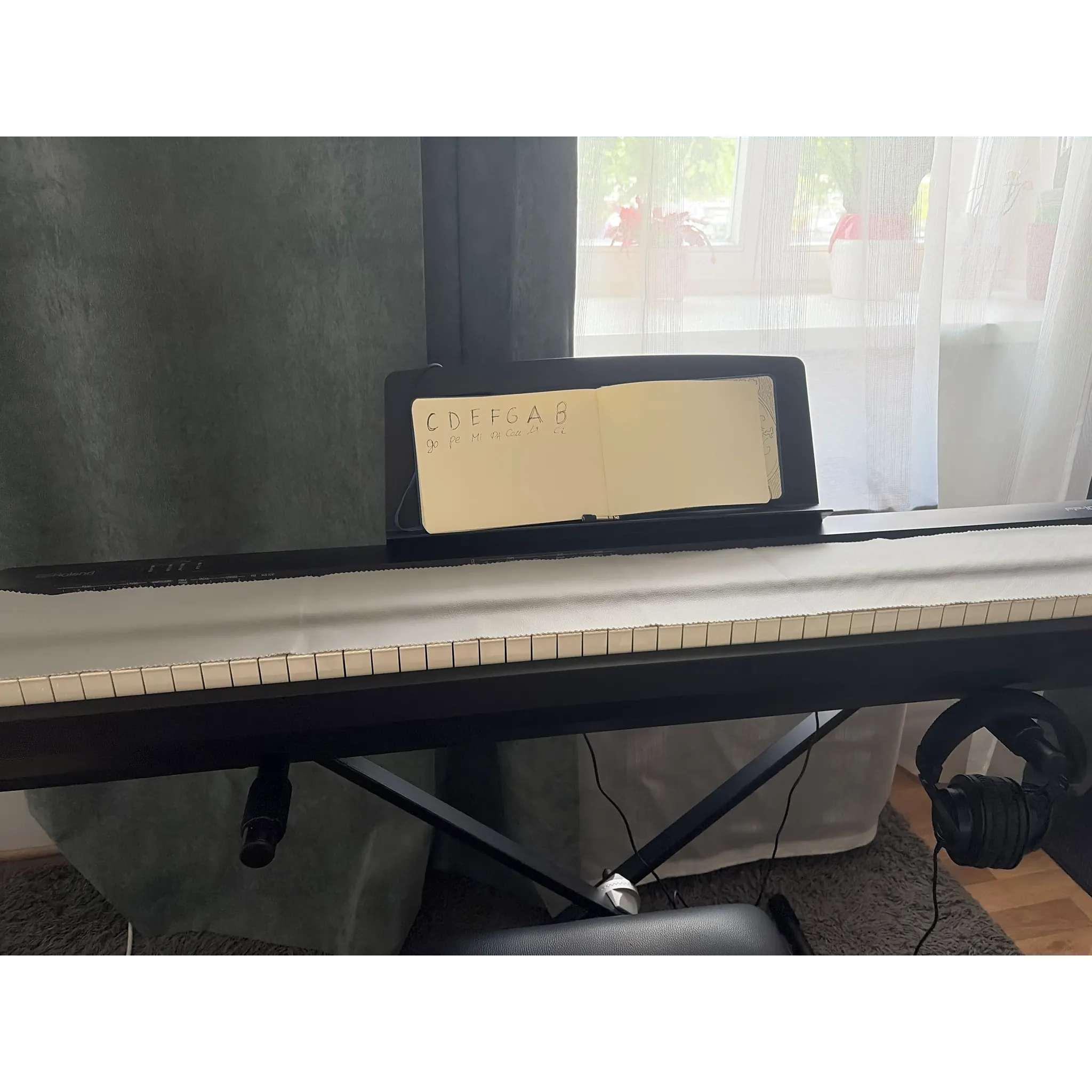 Fotografie 15 - Stage piano Roland FP-10 BK