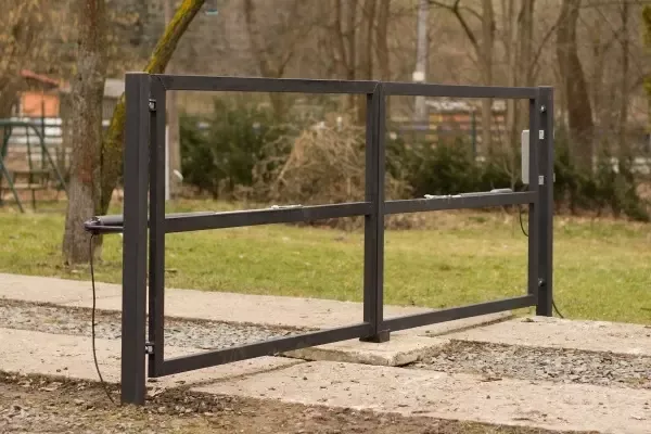 Dvoukřídlá brána s pohonem š.4 x v.1 m (Dvoukřídlá brána s pohonem š.4 x v.1 m)