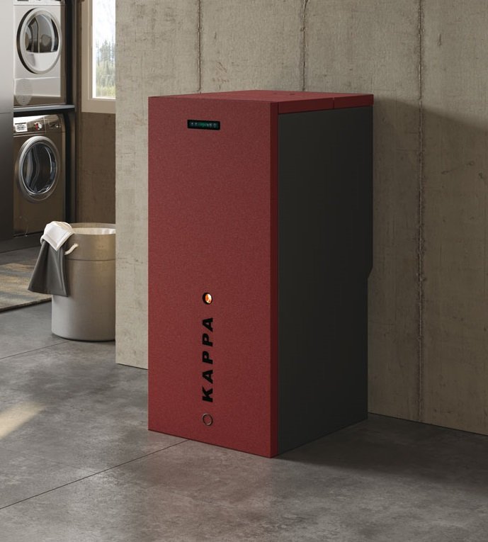 Malý kotel na pelety EK63 KAPPA 240 výkon 6-24 kW se zásobníkem 60 kg šířka 55 cm