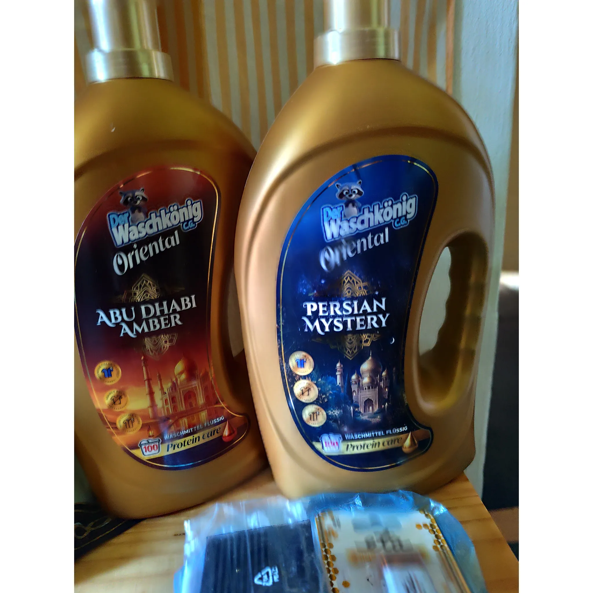 Fotografie 2 - Prací gel Der Waschkönig Oriental Abu Dhabi Amber prací gel 3 l